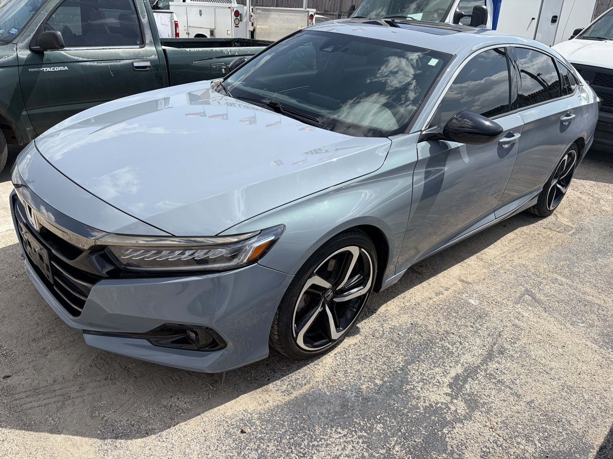 photo of 2022 Honda Accord Sport 2.0T