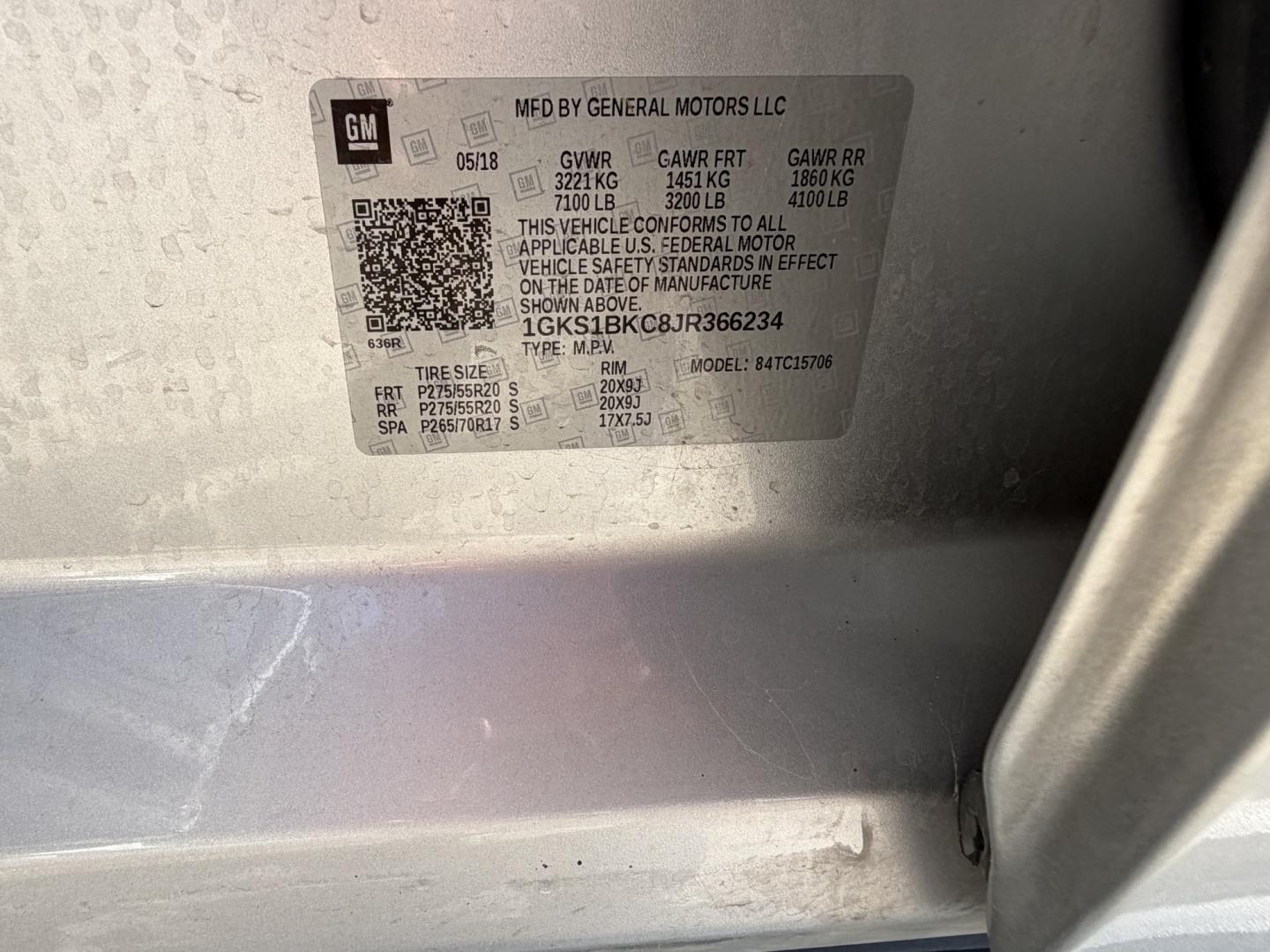 2018 Silver GMC Yukon SLT 2WD (1GKS1BKC8JR) with an 5.3L V8 OHV 16V engine, 6A transmission, located at 1687 Business 35 S, New Braunfels, TX, 78130, (830) 625-7159, 29.655487, -98.051491- Photo#15