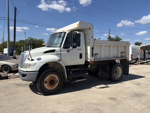 2008 International 4400 - Dump Truck 7/8 Yards