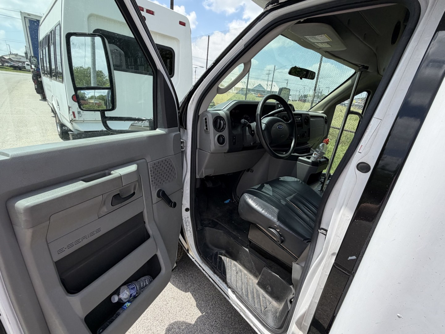 2016 Black Ford Econoline E350 (1FDEE3FL7GD) with an 5.4L V8 SOHC 16V engine, located at 1687 Business 35 S, New Braunfels, TX, 78130, (830) 625-7159, 29.655487, -98.051491- Photo#1