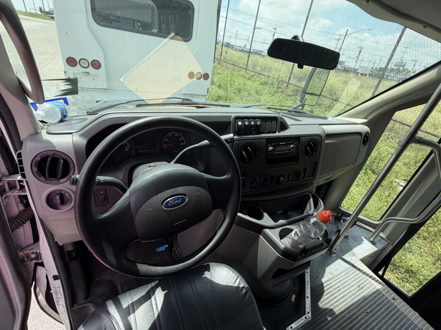 2016 Black Ford Econoline E350 (1FDEE3FL7GD) with an 5.4L V8 SOHC 16V engine, located at 1687 Business 35 S, New Braunfels, TX, 78130, (830) 625-7159, 29.655487, -98.051491- Photo#5