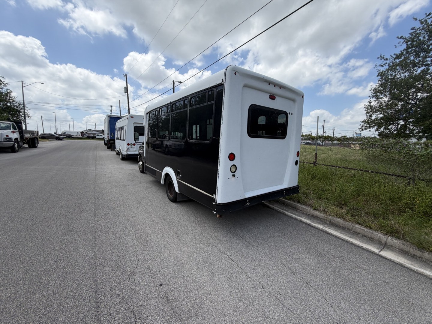 2016 Black Ford Econoline E350 (1FDEE3FL7GD) with an 5.4L V8 SOHC 16V engine, located at 1687 Business 35 S, New Braunfels, TX, 78130, (830) 625-7159, 29.655487, -98.051491- Photo#6