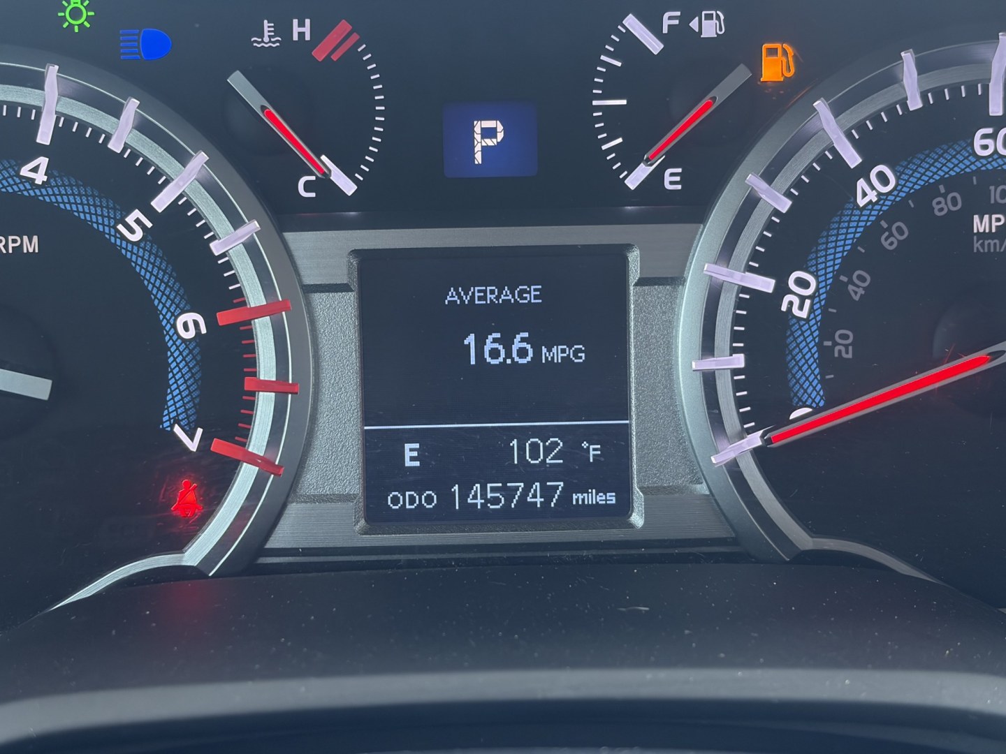 2014 Blue Toyota 4Runner SR5 2WD (JTEZU5JR3E5) with an 4.0L V6 DOHC 24V engine, 5A transmission, located at 1687 Business 35 S, New Braunfels, TX, 78130, (830) 625-7159, 29.655487, -98.051491- Photo#11