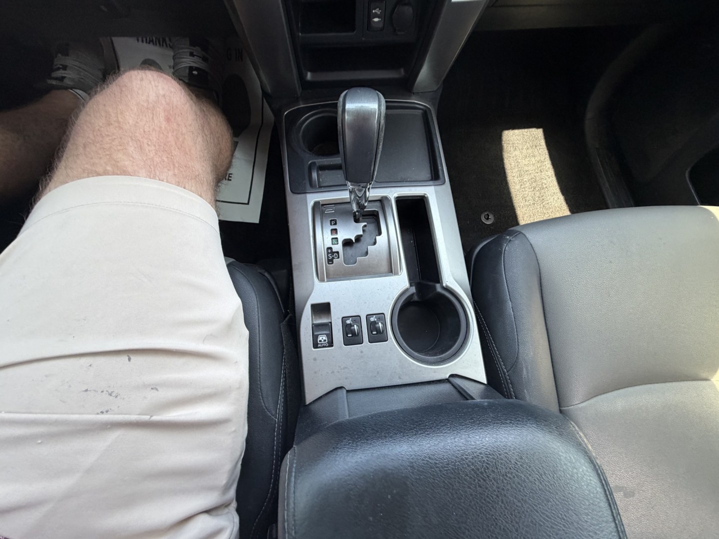 2014 Blue Toyota 4Runner SR5 2WD (JTEZU5JR3E5) with an 4.0L V6 DOHC 24V engine, 5A transmission, located at 1687 Business 35 S, New Braunfels, TX, 78130, (830) 625-7159, 29.655487, -98.051491- Photo#13