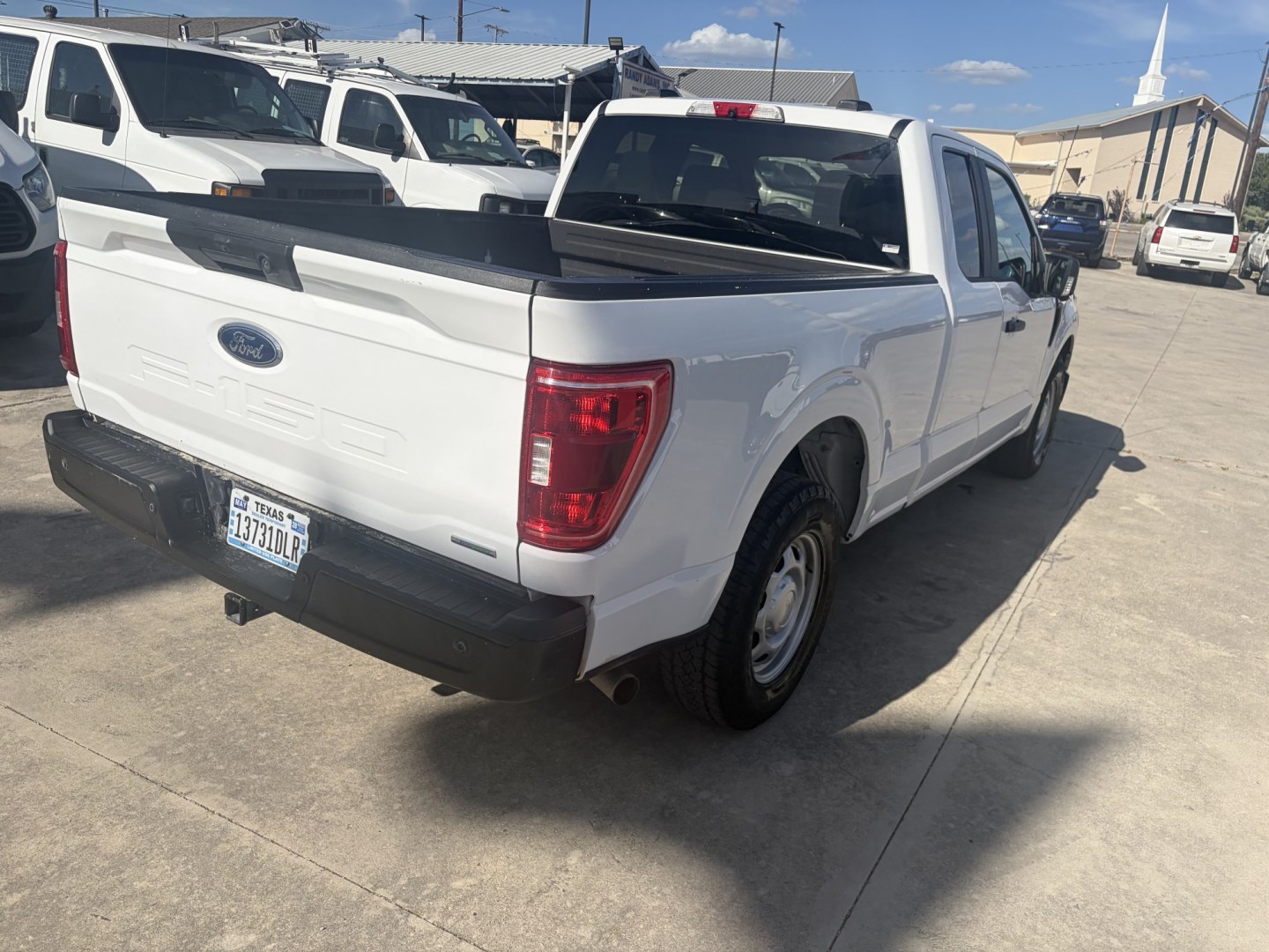 2022 White Ford F-150 XL SuperCab 6.5-ft. Bed 2WD (1FTEX1CP8NK) with an 2.7L V6 DOHC 24V engine, 6A transmission, located at 1687 Business 35 S, New Braunfels, TX, 78130, (830) 625-7159, 29.655487, -98.051491- Photo#6
