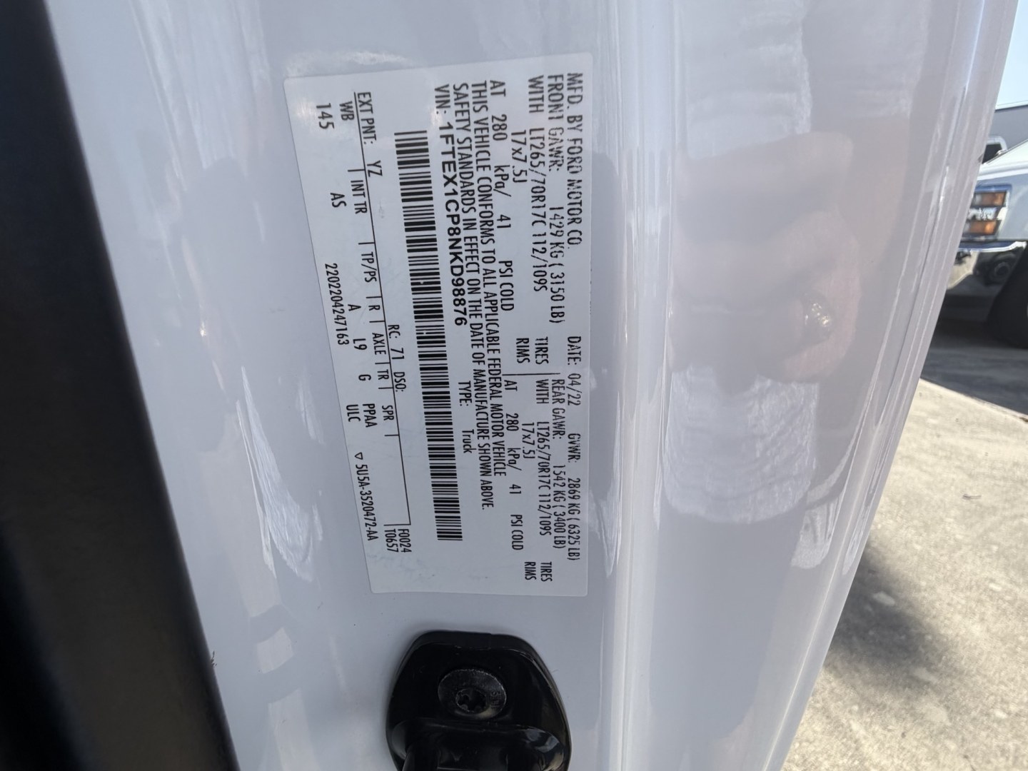 2022 White Ford F-150 XL SuperCab 6.5-ft. Bed 2WD (1FTEX1CP8NK) with an 2.7L V6 DOHC 24V engine, 6A transmission, located at 1687 Business 35 S, New Braunfels, TX, 78130, (830) 625-7159, 29.655487, -98.051491- Photo#12
