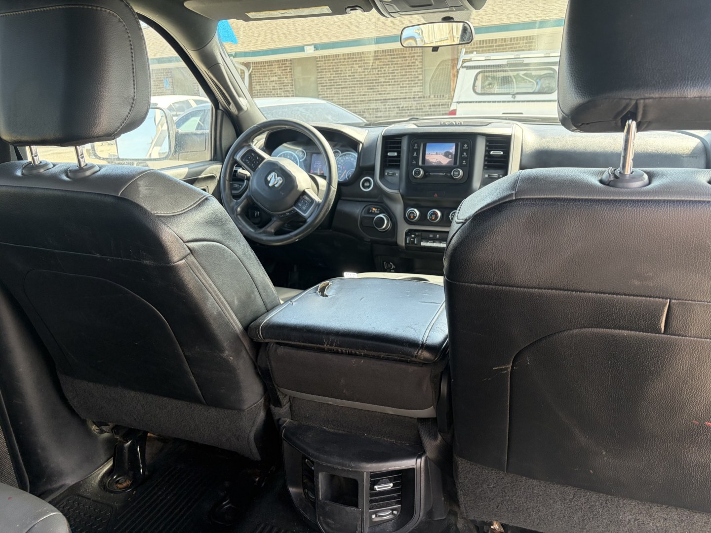 2022 White RAM 2500 ST Crew Cab LWB 2WD (3C7WR4HJ2NG) with an 6.7L L6 engine, 6A transmission, located at 1687 Business 35 S, New Braunfels, TX, 78130, (830) 625-7159, 29.655487, -98.051491- Photo#5