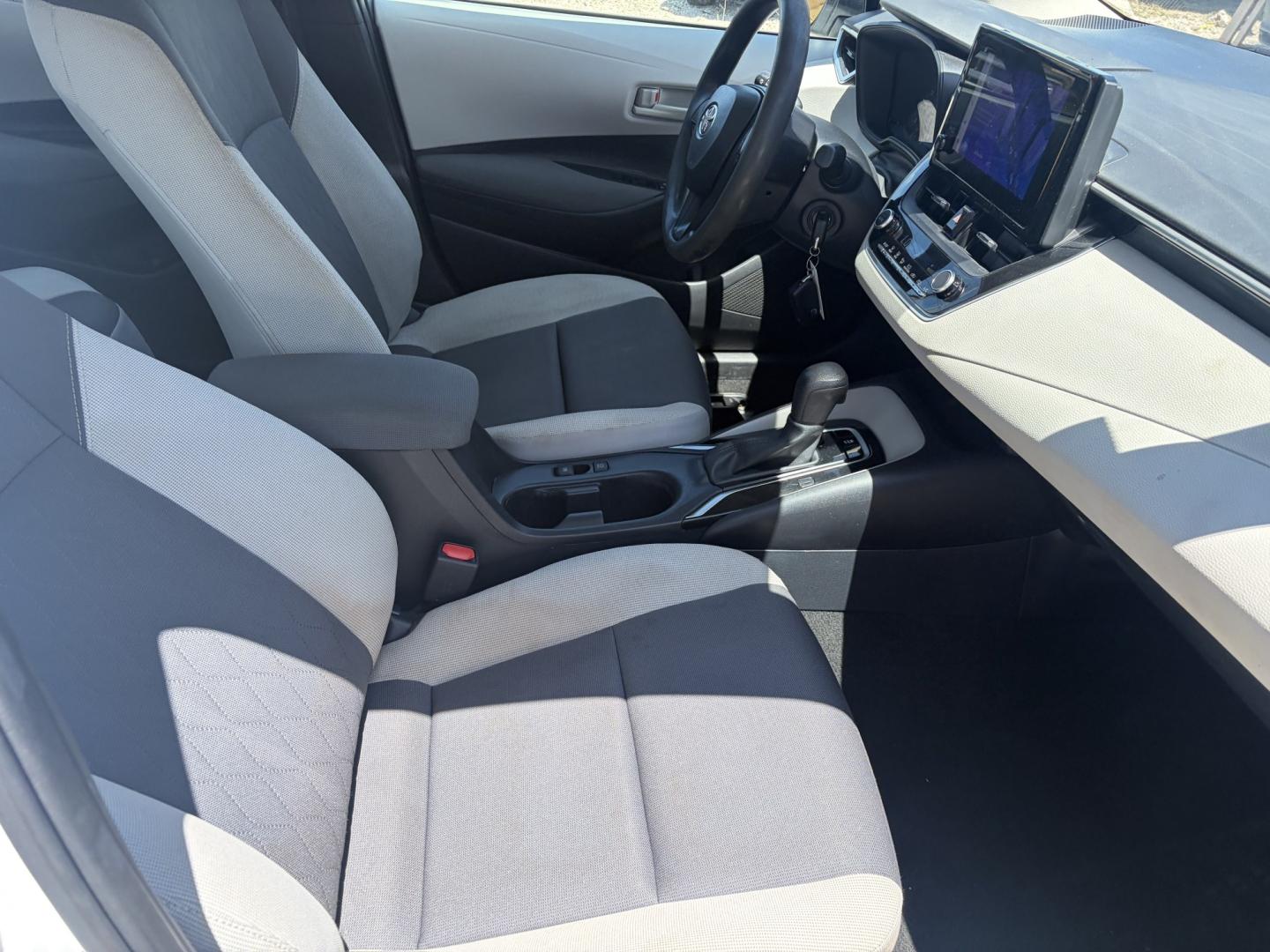 2023 White Toyota Corolla LE (5YFB4MDE6PP) with an 2.0L L4 DOHC 16V engine, CVT transmission, located at 1687 Business 35 S, New Braunfels, TX, 78130, (830) 625-7159, 29.655487, -98.051491- Photo#2