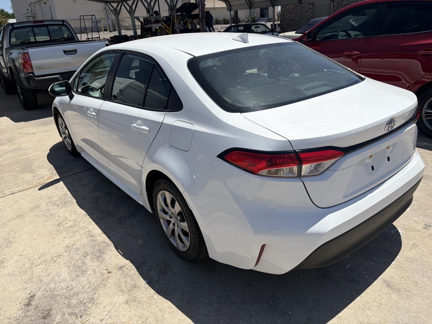 2023 White Toyota Corolla LE (5YFB4MDE6PP) with an 2.0L L4 DOHC 16V engine, CVT transmission, located at 1687 Business 35 S, New Braunfels, TX, 78130, (830) 625-7159, 29.655487, -98.051491- Photo#7