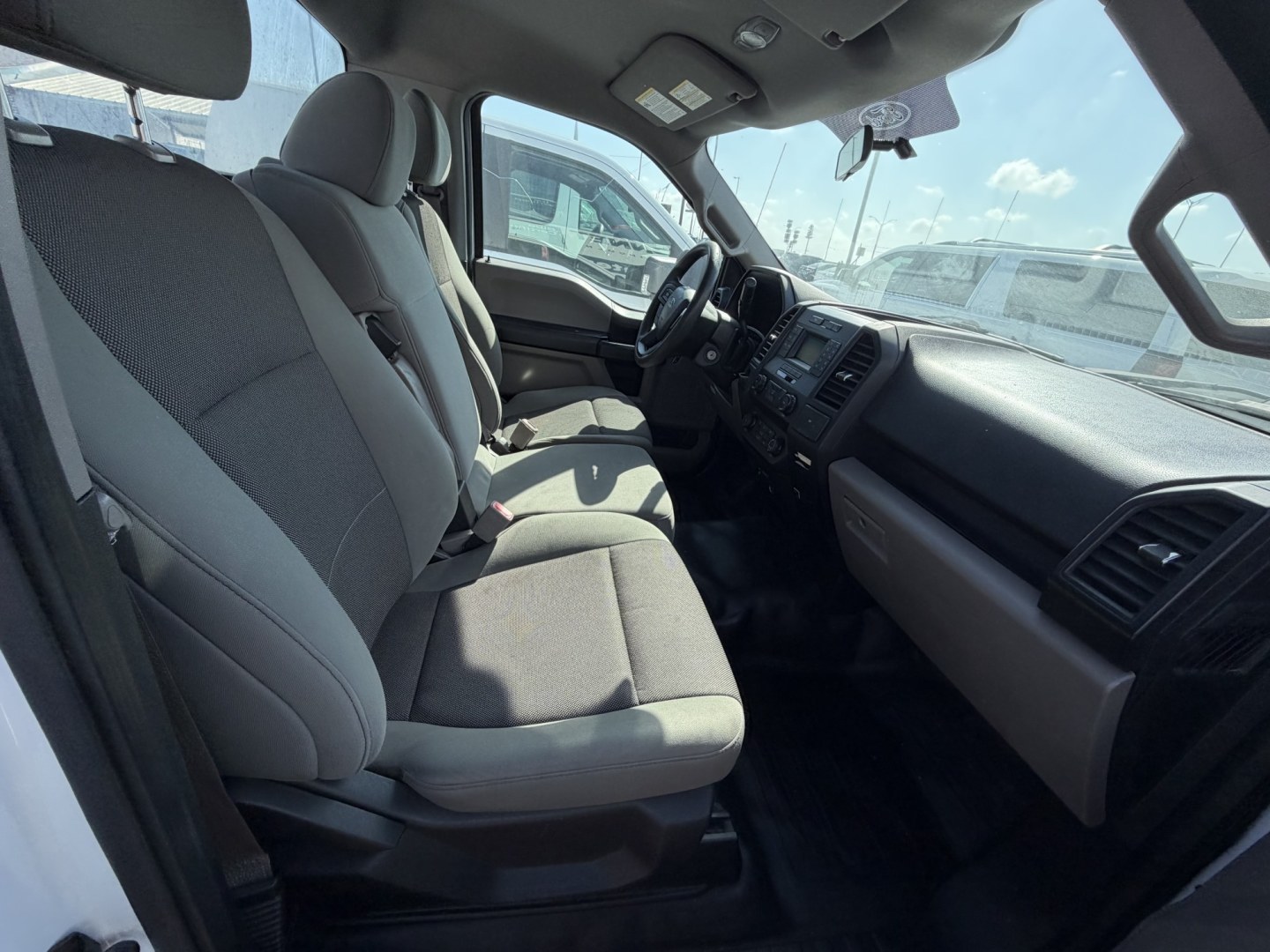 2018 White Ford F-150 XL 8-ft. Bed 2WD (1FTMF1CB9JK) with an 3.3L V6 DOHC 24V engine, 6A transmission, located at 1687 Business 35 S, New Braunfels, TX, 78130, (830) 625-7159, 29.655487, -98.051491- Photo#2