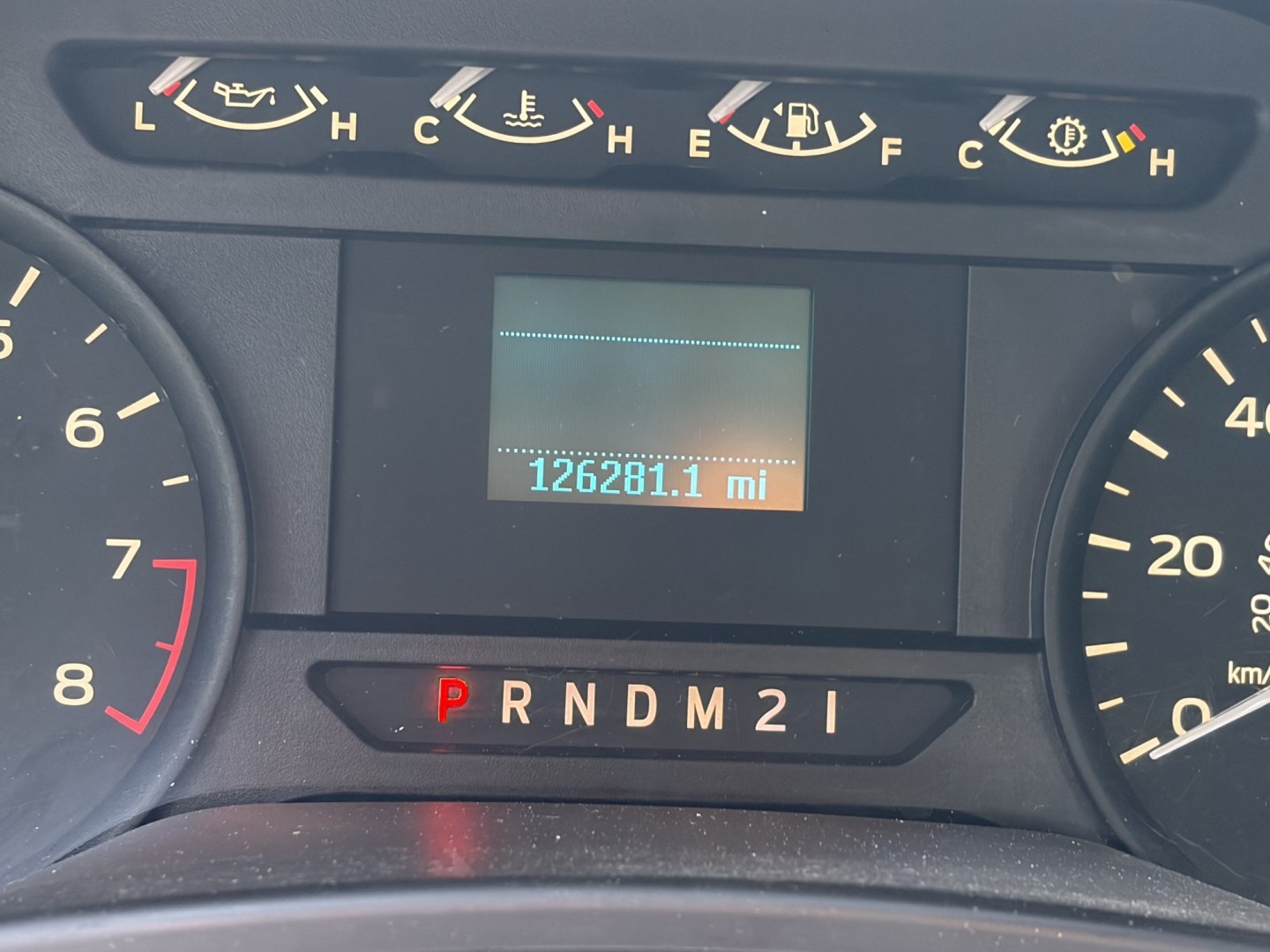 2018 White Ford F-150 XL 8-ft. Bed 2WD (1FTMF1CB9JK) with an 3.3L V6 DOHC 24V engine, 6A transmission, located at 1687 Business 35 S, New Braunfels, TX, 78130, (830) 625-7159, 29.655487, -98.051491- Photo#9
