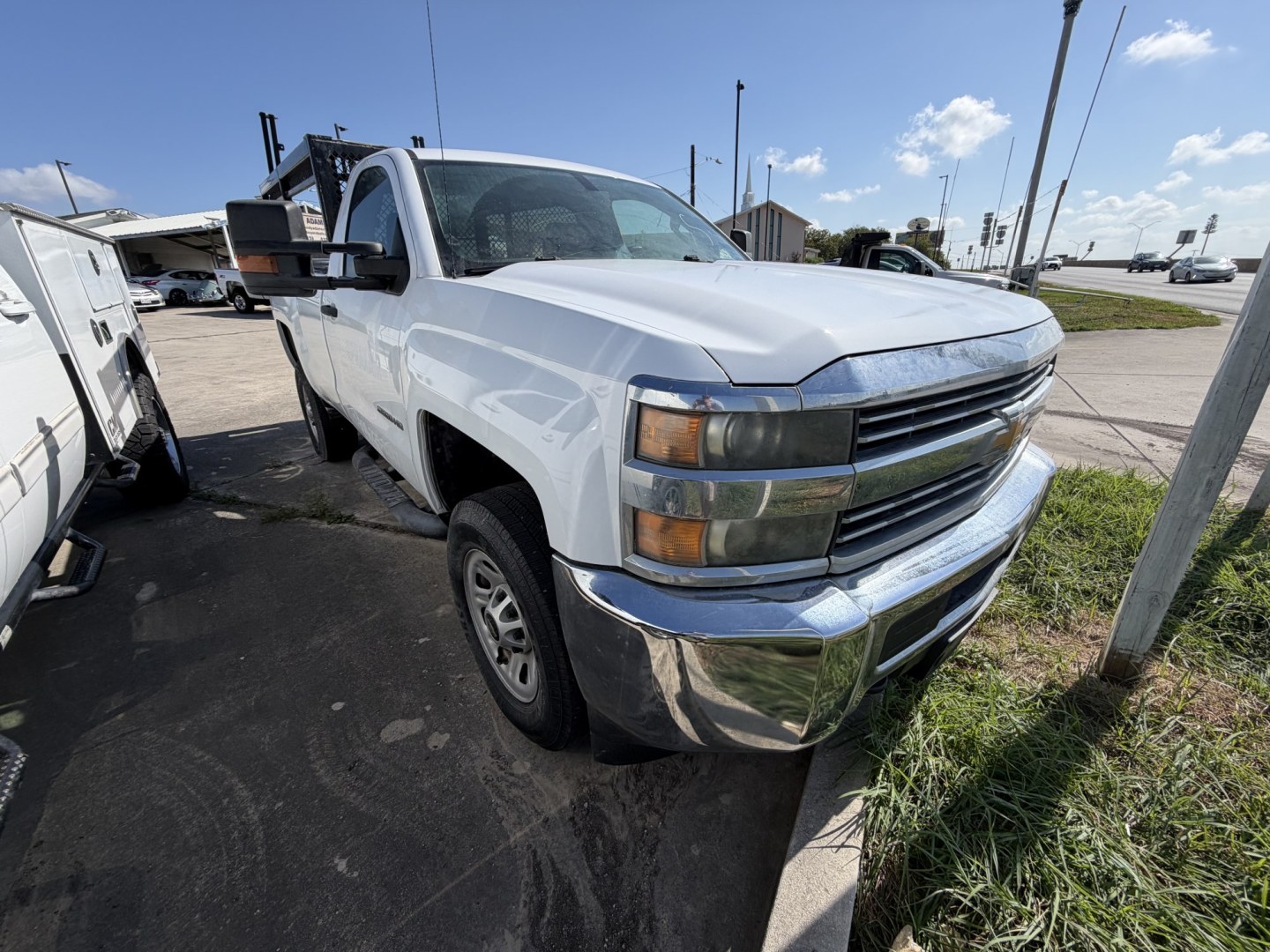 2015 White Chevrolet Silverado 2500HD Work Truck Long Box 2WD (1GC0CUEG4FZ) with an 6.0L V8 OHV 16V FFV engine, 6A transmission, located at 1687 Business 35 S, New Braunfels, TX, 78130, (830) 625-7159, 29.655487, -98.051491- Photo#1
