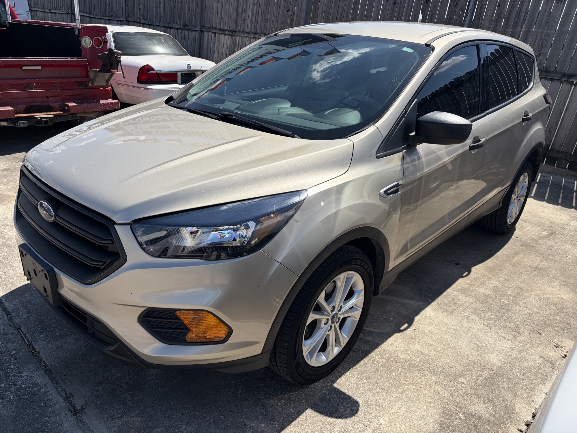 photo of 2018 Ford Escape S FWD