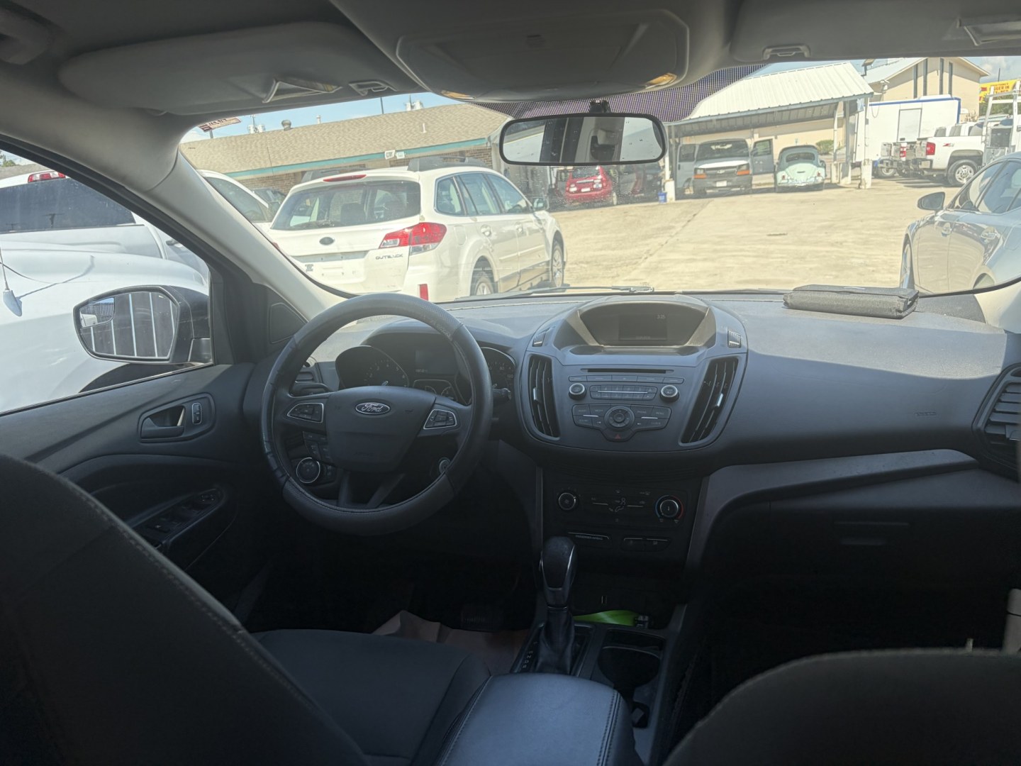 2018 Gold Ford Escape S FWD (1FMCU0F78JU) with an 2.5L L4 DOHC 16V engine, 6A transmission, located at 1687 Business 35 S, New Braunfels, TX, 78130, (830) 625-7159, 29.655487, -98.051491- Photo#5