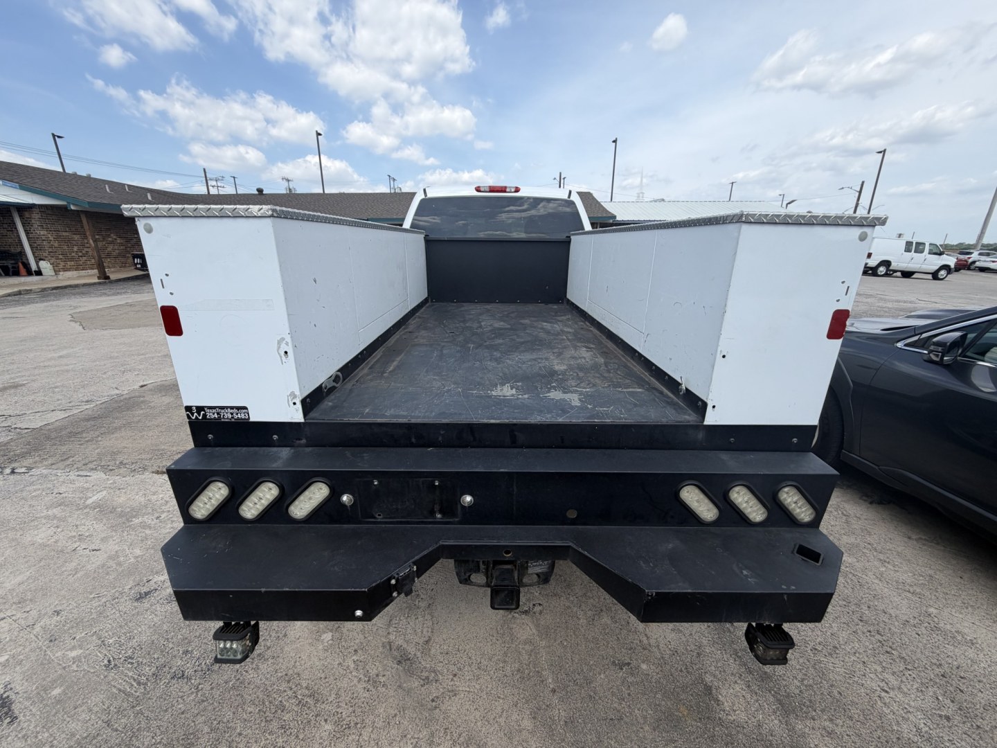 2012 White Chevrolet Silverado 2500HD LTZ Crew Cab 4WD (1GC1KYC82CF) with an 6.6L V8 OHV 32V TURBO DIESEL engine, 6-Speed Automatic transmission, located at 1687 Business 35 S, New Braunfels, TX, 78130, (830) 625-7159, 29.655487, -98.051491- Photo#9