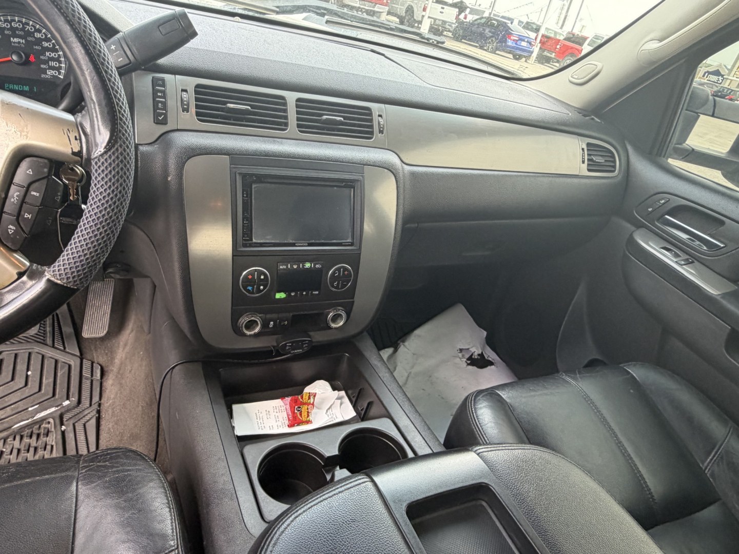 2012 White Chevrolet Silverado 2500HD LTZ Crew Cab 4WD (1GC1KYC82CF) with an 6.6L V8 OHV 32V TURBO DIESEL engine, 6-Speed Automatic transmission, located at 1687 Business 35 S, New Braunfels, TX, 78130, (830) 625-7159, 29.655487, -98.051491- Photo#16