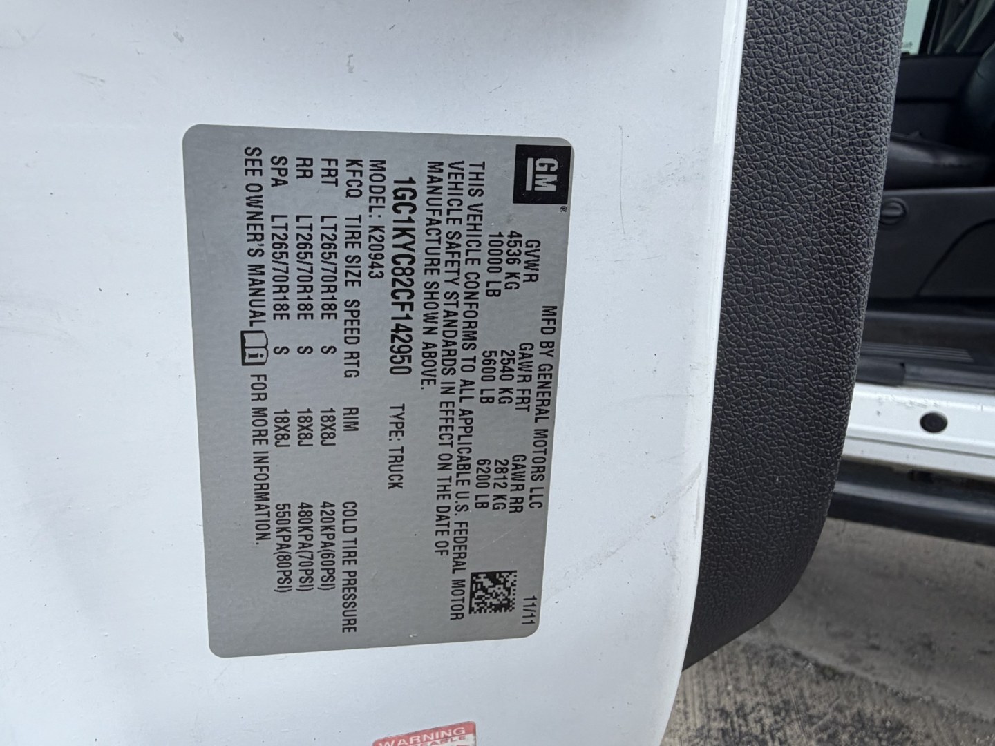 2012 White Chevrolet Silverado 2500HD LTZ Crew Cab 4WD (1GC1KYC82CF) with an 6.6L V8 OHV 32V TURBO DIESEL engine, 6-Speed Automatic transmission, located at 1687 Business 35 S, New Braunfels, TX, 78130, (830) 625-7159, 29.655487, -98.051491- Photo#17