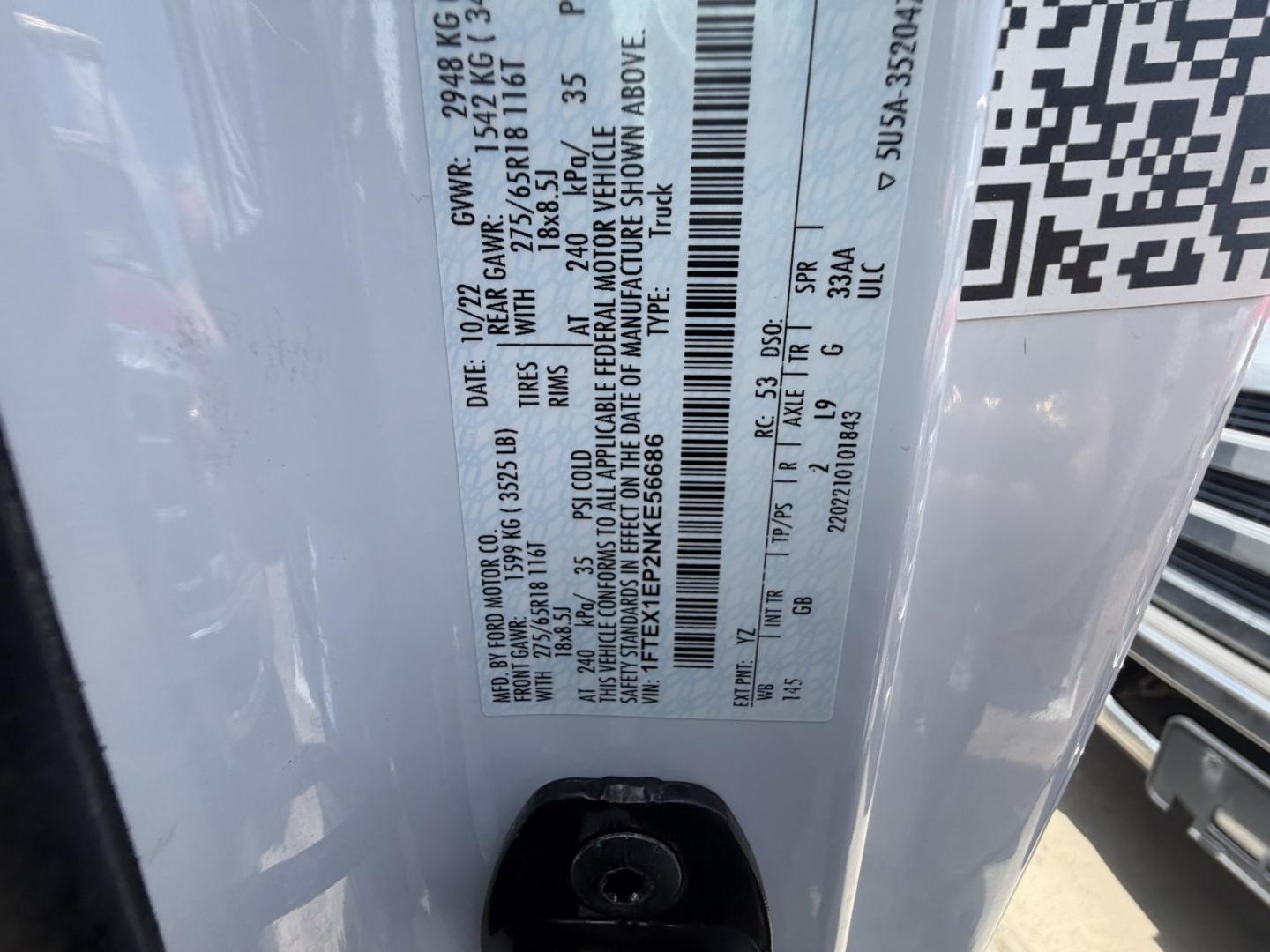 2022 White Ford F-150 STX SuperCab 6.5-ft. 4WD (1FTEX1EP2NK) with an 2.7L V6 DOHC 24V engine, 6A transmission, located at 1687 Business 35 S, New Braunfels, TX, 78130, (830) 625-7159, 29.655487, -98.051491- Photo#13
