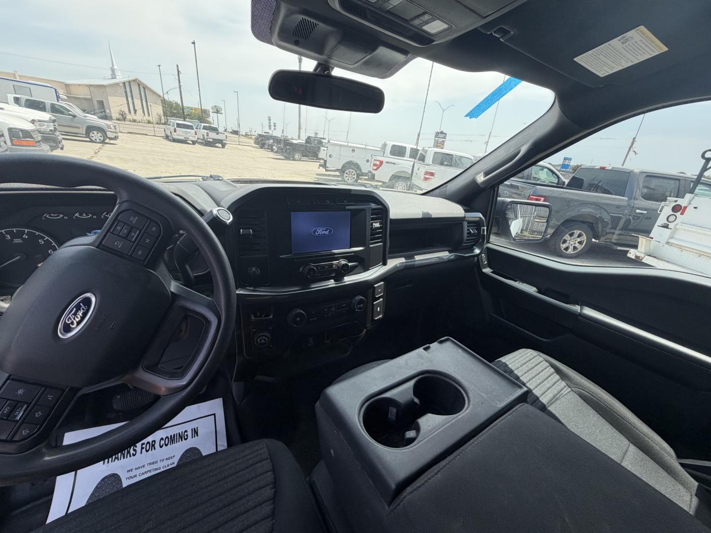 2022 White Ford F-150 STX SuperCab 6.5-ft. 4WD (1FTEX1EP2NK) with an 2.7L V6 DOHC 24V engine, 6A transmission, located at 1687 Business 35 S, New Braunfels, TX, 78130, (830) 625-7159, 29.655487, -98.051491- Photo#12