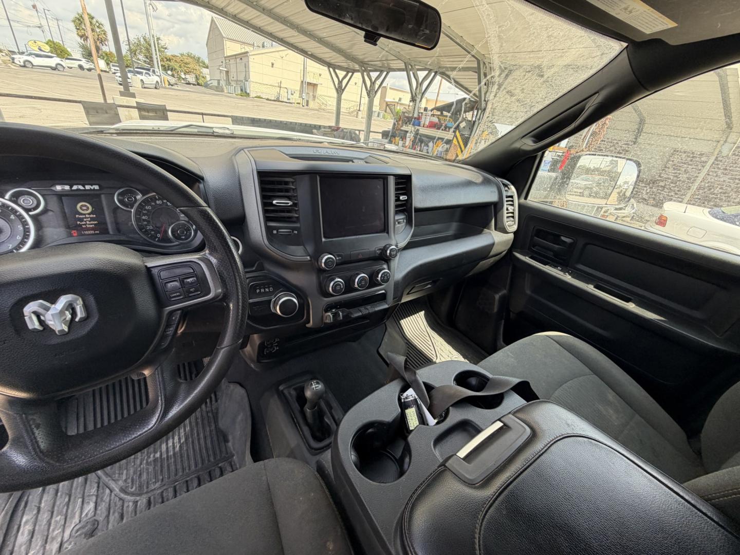2022 White RAM 2500 Tradesman Crew Cab LWB 4WD (3C6UR5HJ0NG) with an 6.4L V8 engine, 6A transmission, located at 1687 Business 35 S, New Braunfels, TX, 78130, (830) 625-7159, 29.655487, -98.051491- Photo#12
