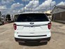 2019 White / black Ford Explorer XLT FWD (1FM5K7D88KG) with an 3.5L V6 DOHC 24V engine, 6A transmission, located at 1687 Business 35 S, New Braunfels, TX, 78130, (830) 625-7159, 29.655487, -98.051491- Photo#5