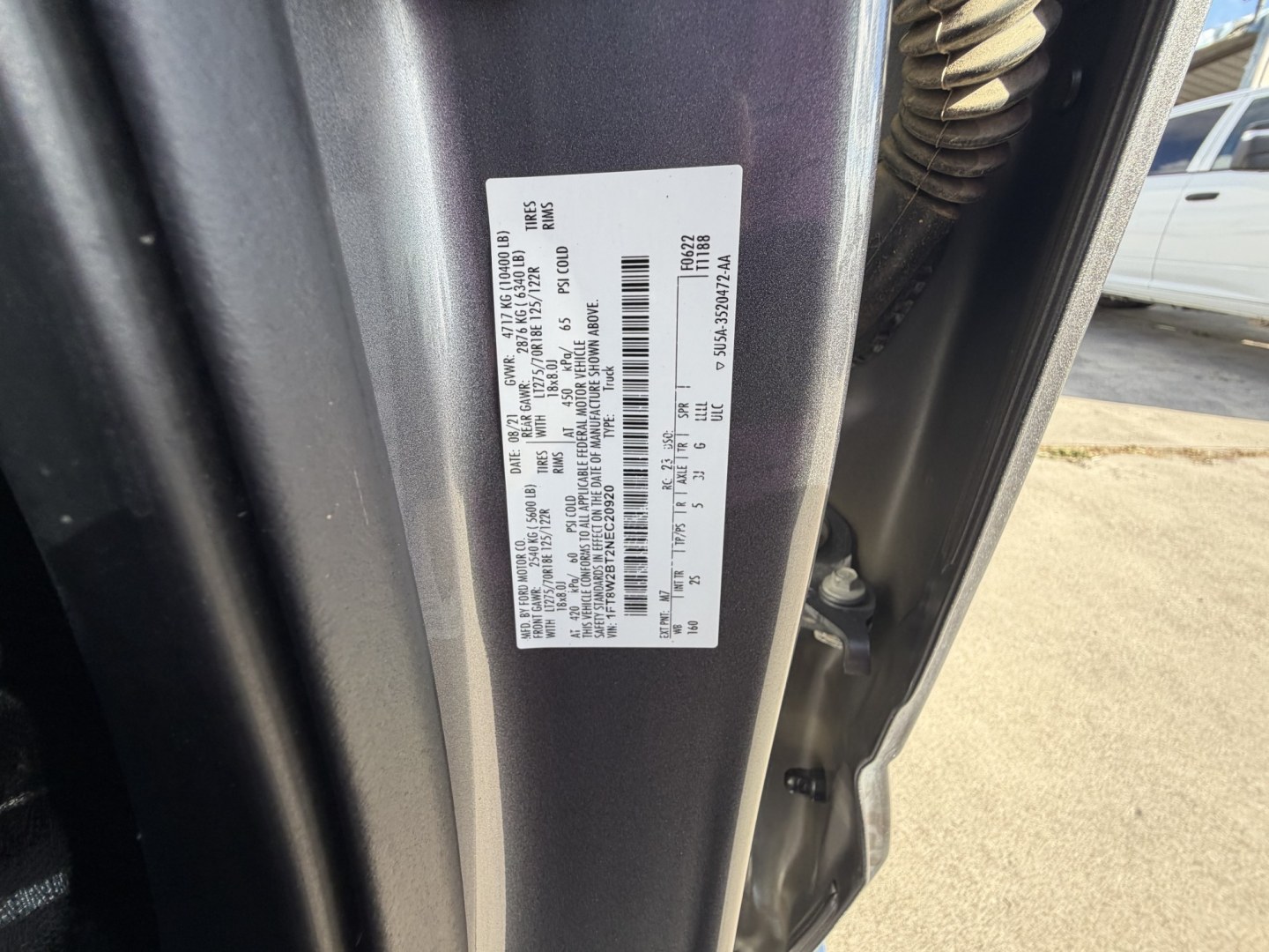 2022 Gray Ford F-250 SD XLT Crew Cab 4WD (1FT8W2BT2NE) with an 6.7L V8 OHV 16V DIESEL engine, 6A transmission, located at 1687 Business 35 S, New Braunfels, TX, 78130, (830) 625-7159, 29.655487, -98.051491- Photo#14