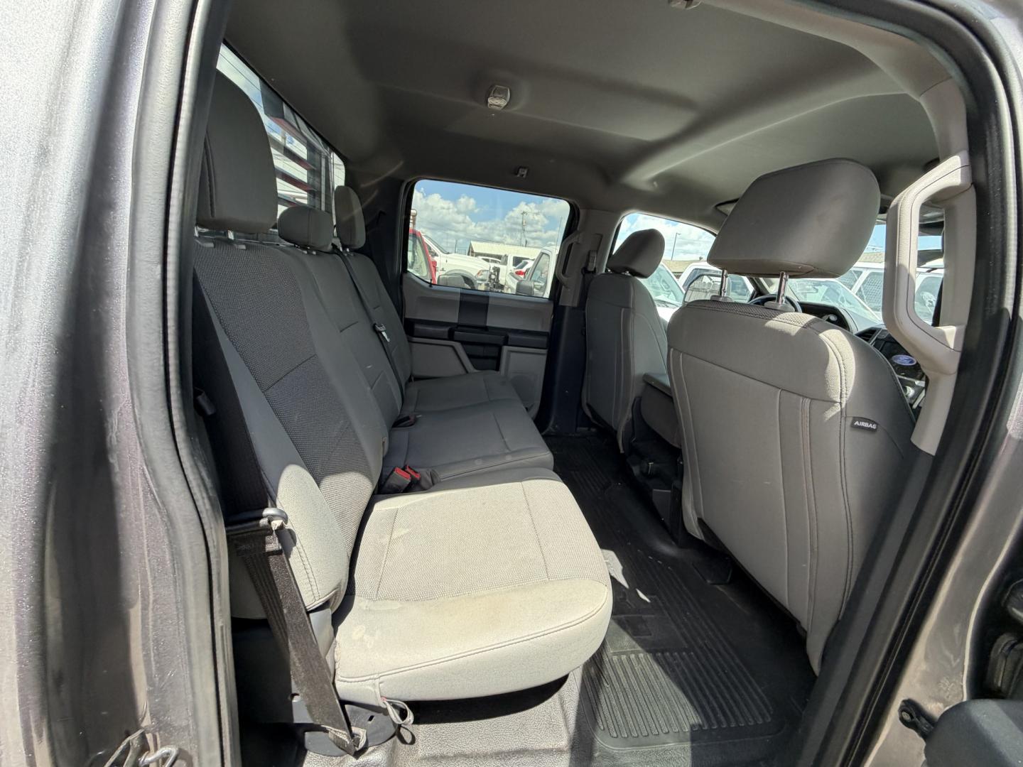 2022 Gray Ford F-350 SD STX Crew Cab Long Bed 4WD (1FT7W3BN1NE) with an 7.3L V8 OHV 16V engine, 6A transmission, located at 1687 Business 35 S, New Braunfels, TX, 78130, (830) 625-7159, 29.655487, -98.051491- Photo#4