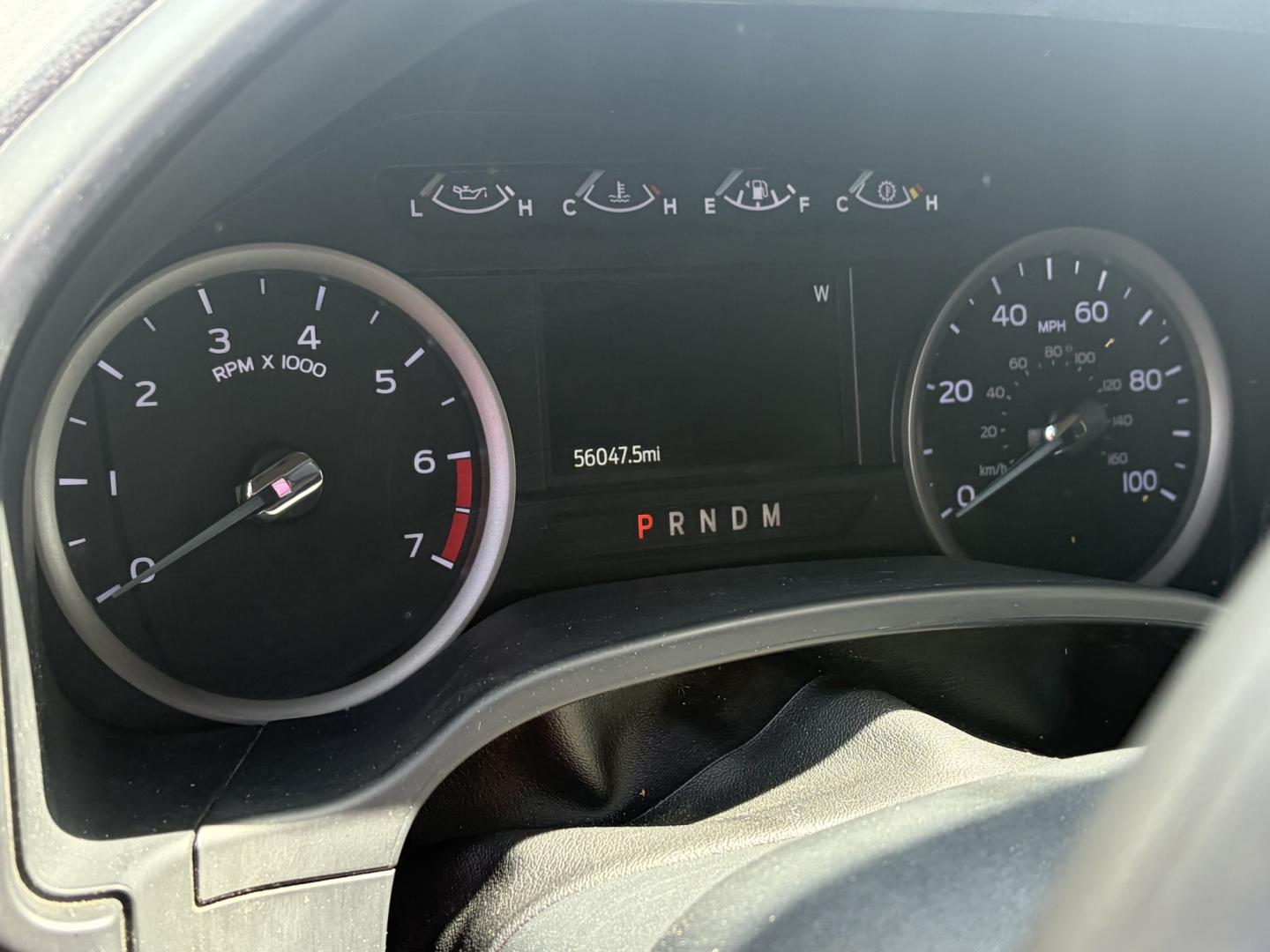 2022 Gray Ford F-350 SD STX Crew Cab Long Bed 4WD (1FT7W3BN1NE) with an 7.3L V8 OHV 16V engine, 6A transmission, located at 1687 Business 35 S, New Braunfels, TX, 78130, (830) 625-7159, 29.655487, -98.051491- Photo#11