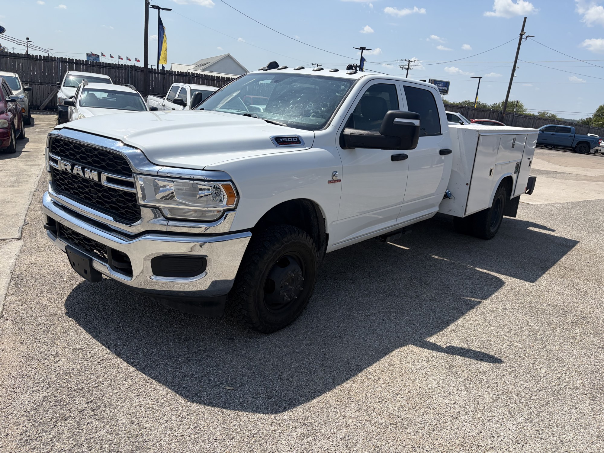 photo of 2024 RAM 3500 Crew Cab 4WD DRW