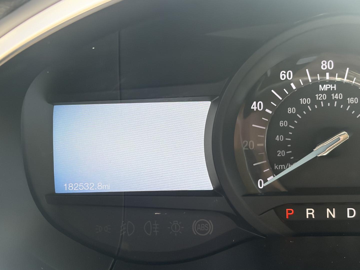 2016 Red Ford Edge SEL FWD (2FMPK3J83GB) with an 3.5L V6 DOHC 24V engine, 6A transmission, located at 1687 Business 35 S, New Braunfels, TX, 78130, (830) 625-7159, 29.655487, -98.051491- Photo#11