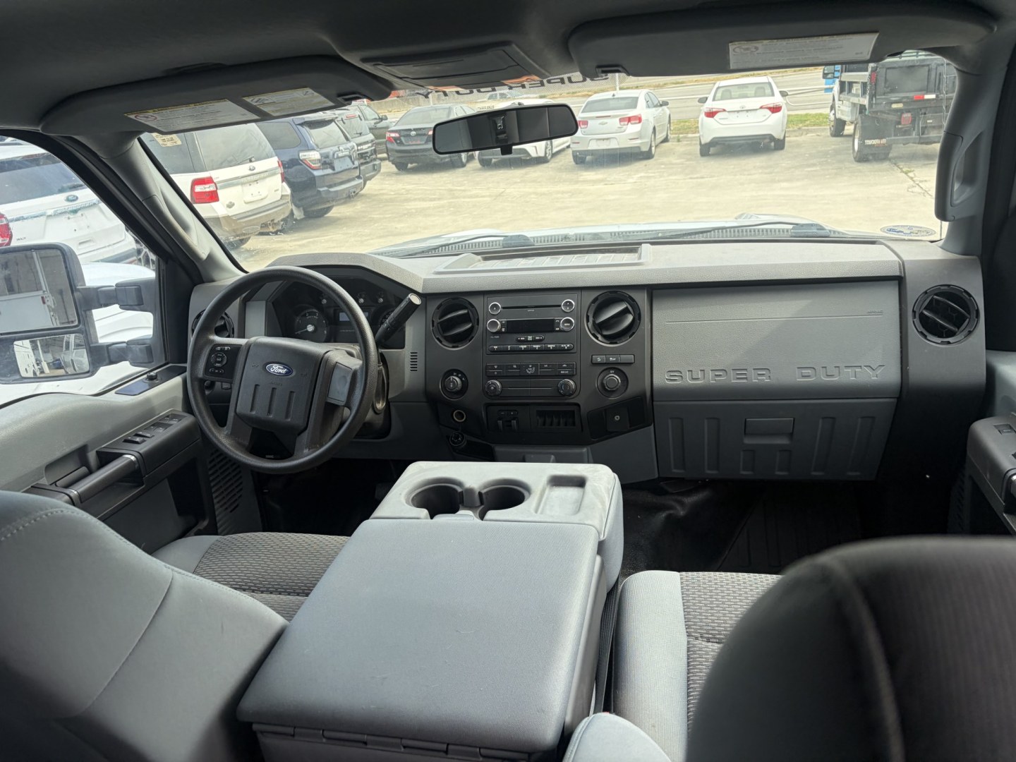 2013 Silver Ford F-350 SD XL Crew Cab 4WD (1FT8W3BT0DE) with an 6.7L V8 OHV 16V DIESEL engine, 6-Speed Automatic transmission, located at 1687 Business 35 S, New Braunfels, TX, 78130, (830) 625-7159, 29.655487, -98.051491- Photo#5