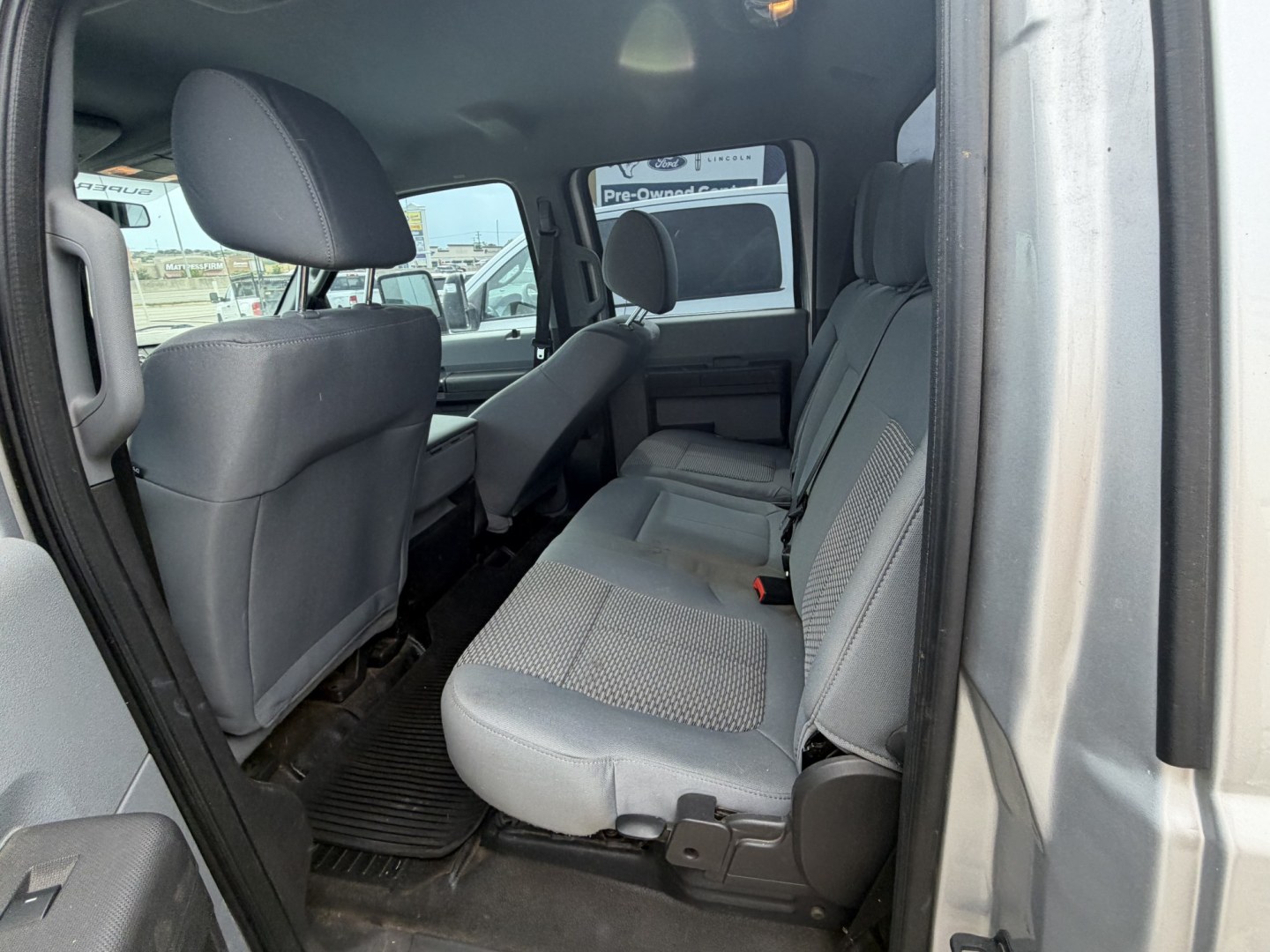 2013 Silver Ford F-350 SD XL Crew Cab 4WD (1FT8W3BT0DE) with an 6.7L V8 OHV 16V DIESEL engine, 6-Speed Automatic transmission, located at 1687 Business 35 S, New Braunfels, TX, 78130, (830) 625-7159, 29.655487, -98.051491- Photo#8