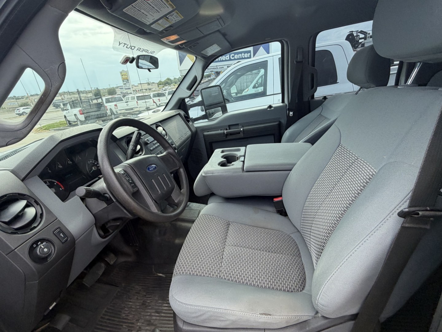 2013 Silver Ford F-350 SD XL Crew Cab 4WD (1FT8W3BT0DE) with an 6.7L V8 OHV 16V DIESEL engine, 6-Speed Automatic transmission, located at 1687 Business 35 S, New Braunfels, TX, 78130, (830) 625-7159, 29.655487, -98.051491- Photo#10