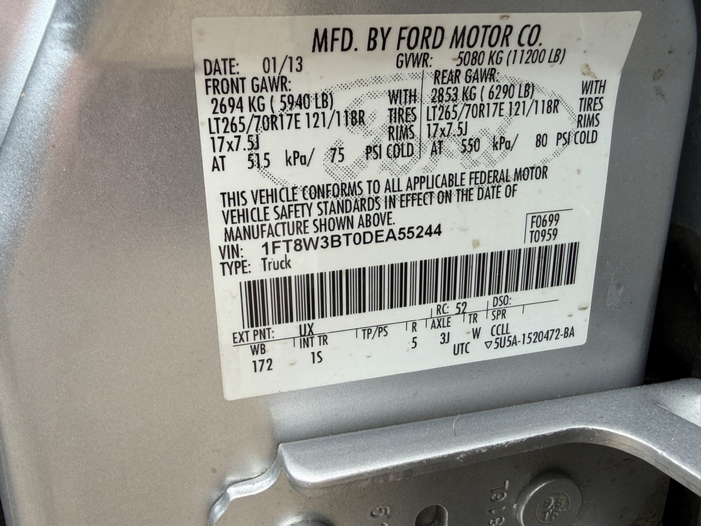 2013 Silver Ford F-350 SD XL Crew Cab 4WD (1FT8W3BT0DE) with an 6.7L V8 OHV 16V DIESEL engine, 6-Speed Automatic transmission, located at 1687 Business 35 S, New Braunfels, TX, 78130, (830) 625-7159, 29.655487, -98.051491- Photo#14