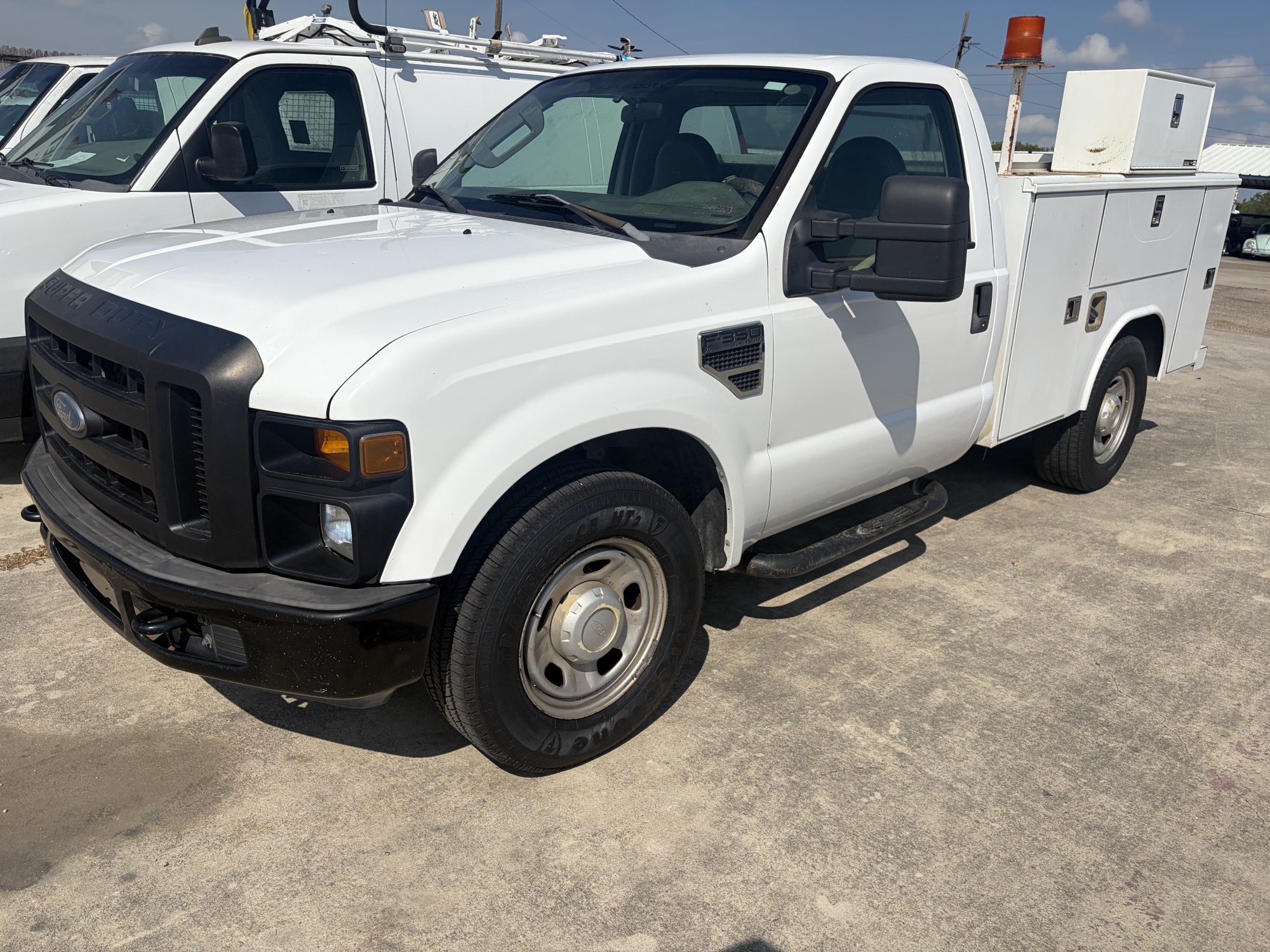 photo of 2010 Ford F-350 SD XL 2WD