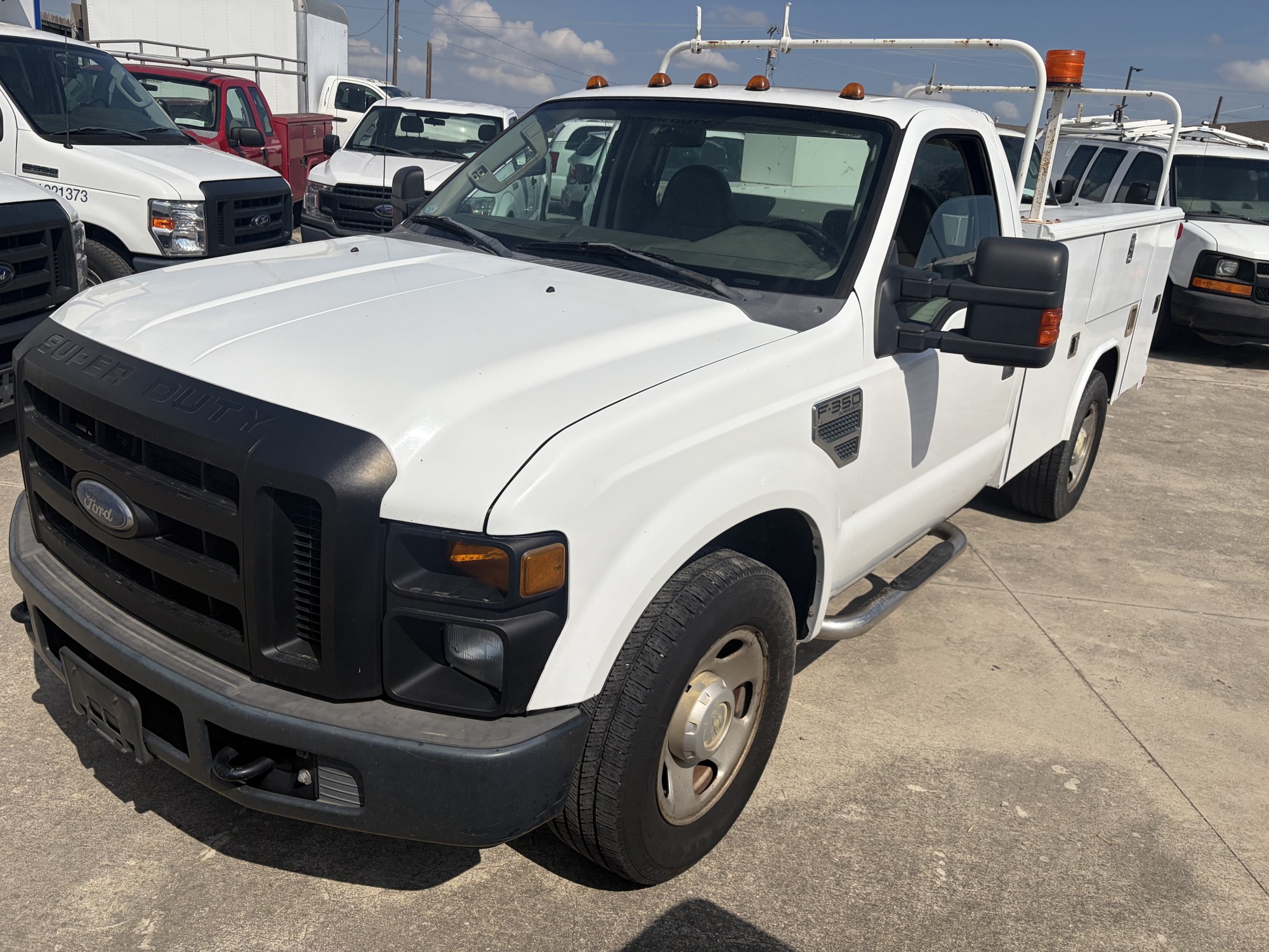 photo of 2009 Ford F-350 SD XL 2WD