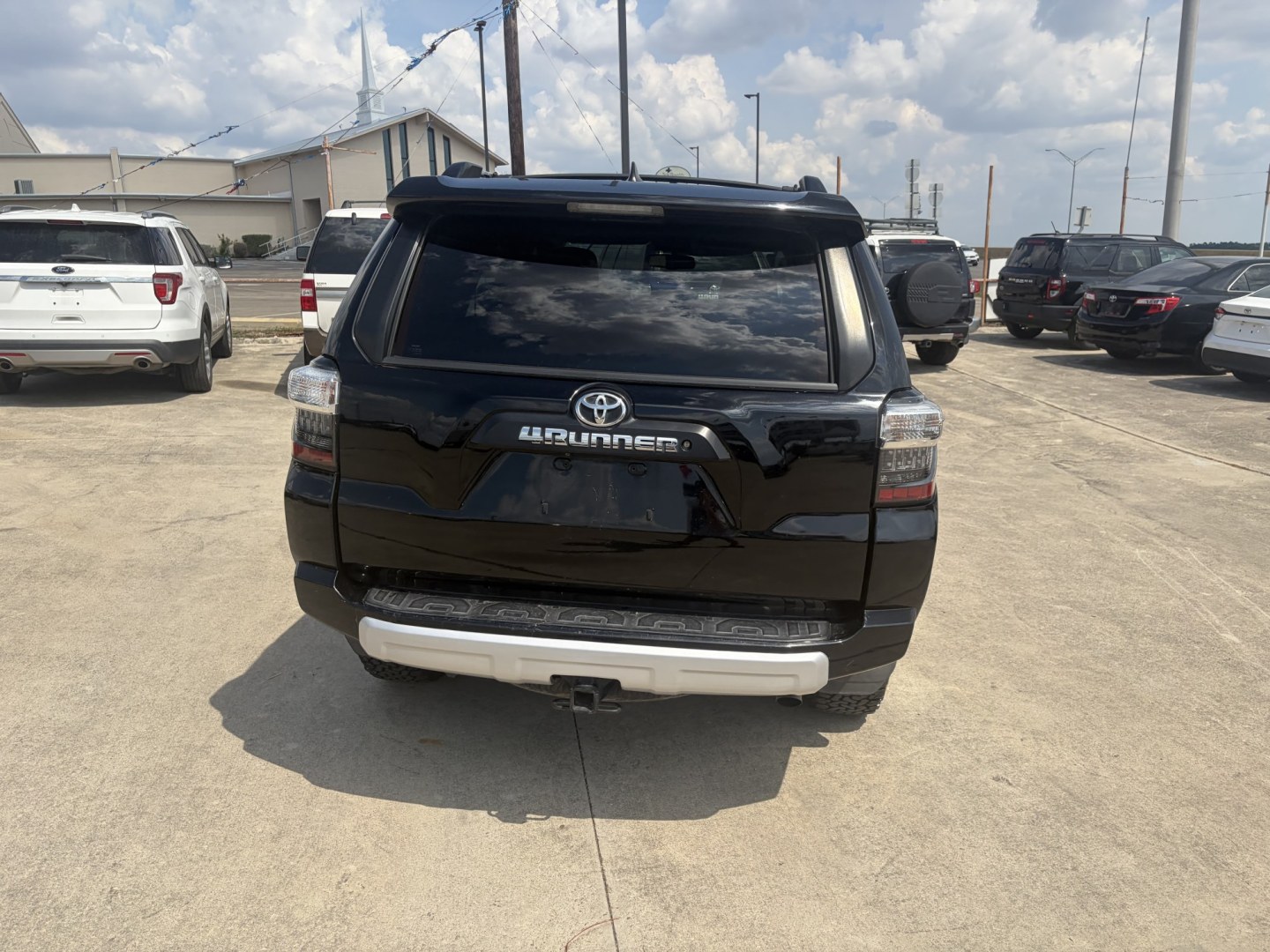 2016 Black Toyota 4Runner TRAIL EDITION SR5 4WD (JTEBU5JRXG5) with an 4.0L V6 DOHC 24V engine, 5A transmission, located at 1687 Business 35 S, New Braunfels, TX, 78130, (830) 625-7159, 29.655487, -98.051491- Photo#7