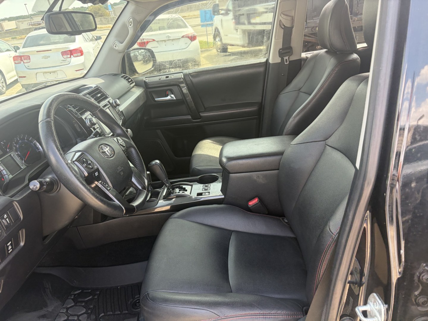 2016 Black Toyota 4Runner TRAIL EDITION SR5 4WD (JTEBU5JRXG5) with an 4.0L V6 DOHC 24V engine, 5A transmission, located at 1687 Business 35 S, New Braunfels, TX, 78130, (830) 625-7159, 29.655487, -98.051491- Photo#11