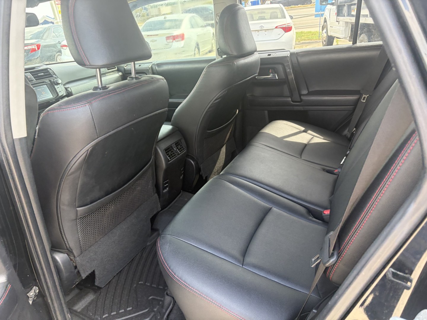 2016 Black Toyota 4Runner TRAIL EDITION SR5 4WD (JTEBU5JRXG5) with an 4.0L V6 DOHC 24V engine, 5A transmission, located at 1687 Business 35 S, New Braunfels, TX, 78130, (830) 625-7159, 29.655487, -98.051491- Photo#9
