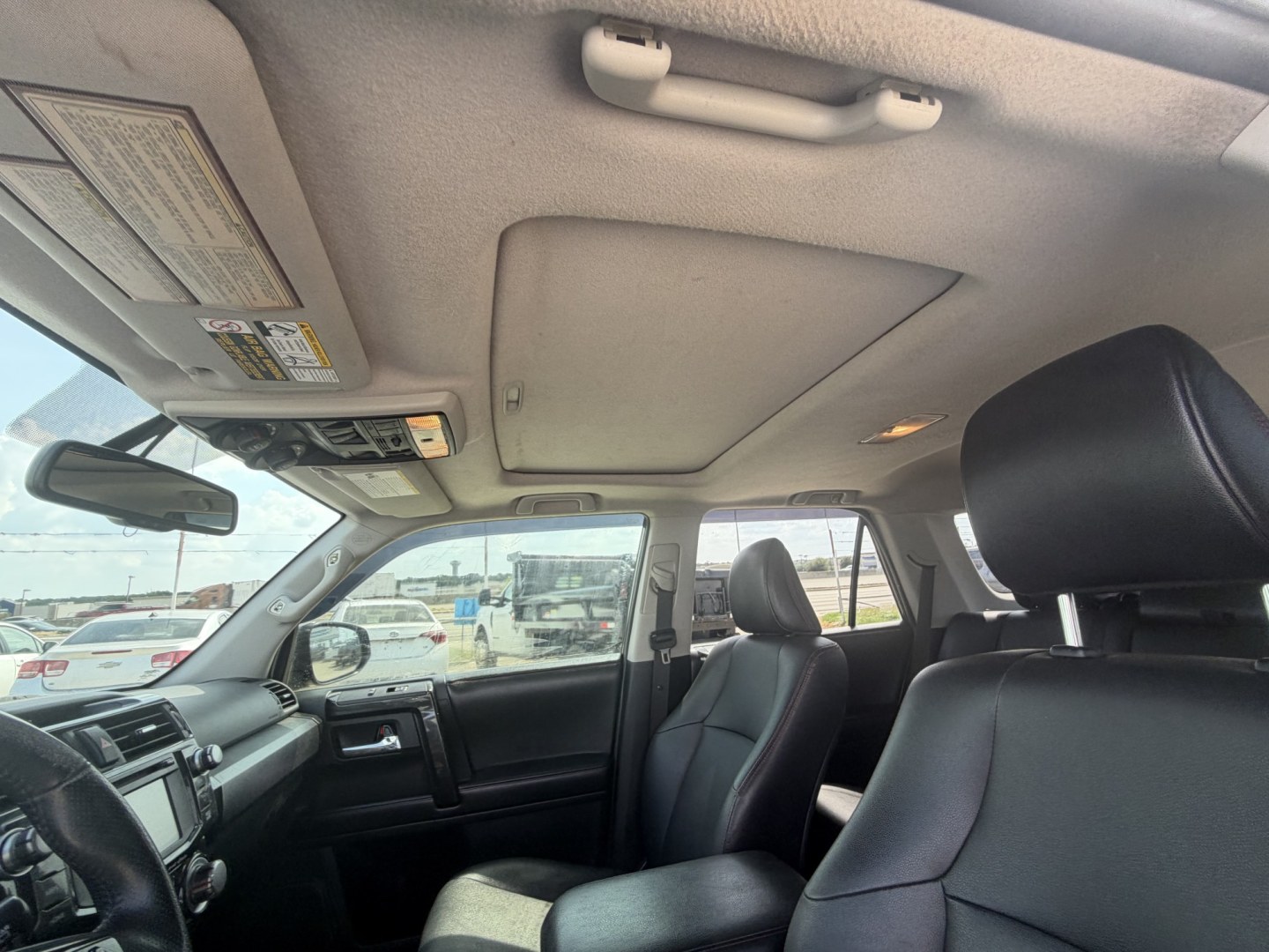 2016 Black Toyota 4Runner TRAIL EDITION SR5 4WD (JTEBU5JRXG5) with an 4.0L V6 DOHC 24V engine, 5A transmission, located at 1687 Business 35 S, New Braunfels, TX, 78130, (830) 625-7159, 29.655487, -98.051491- Photo#14