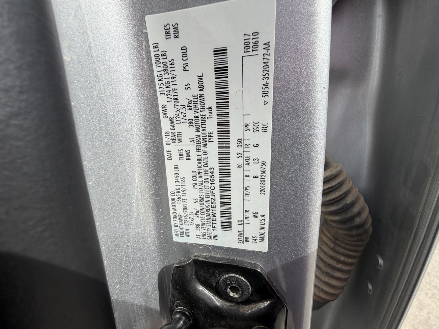 2018 Silver Ford F-150 XLT SuperCrew 5.5-ft. 2WD (1FTEW1E52JF) with an 5.0L V8 OHV 32V engine, 6A transmission, located at 1687 Business 35 S, New Braunfels, TX, 78130, (830) 625-7159, 29.655487, -98.051491- Photo#12