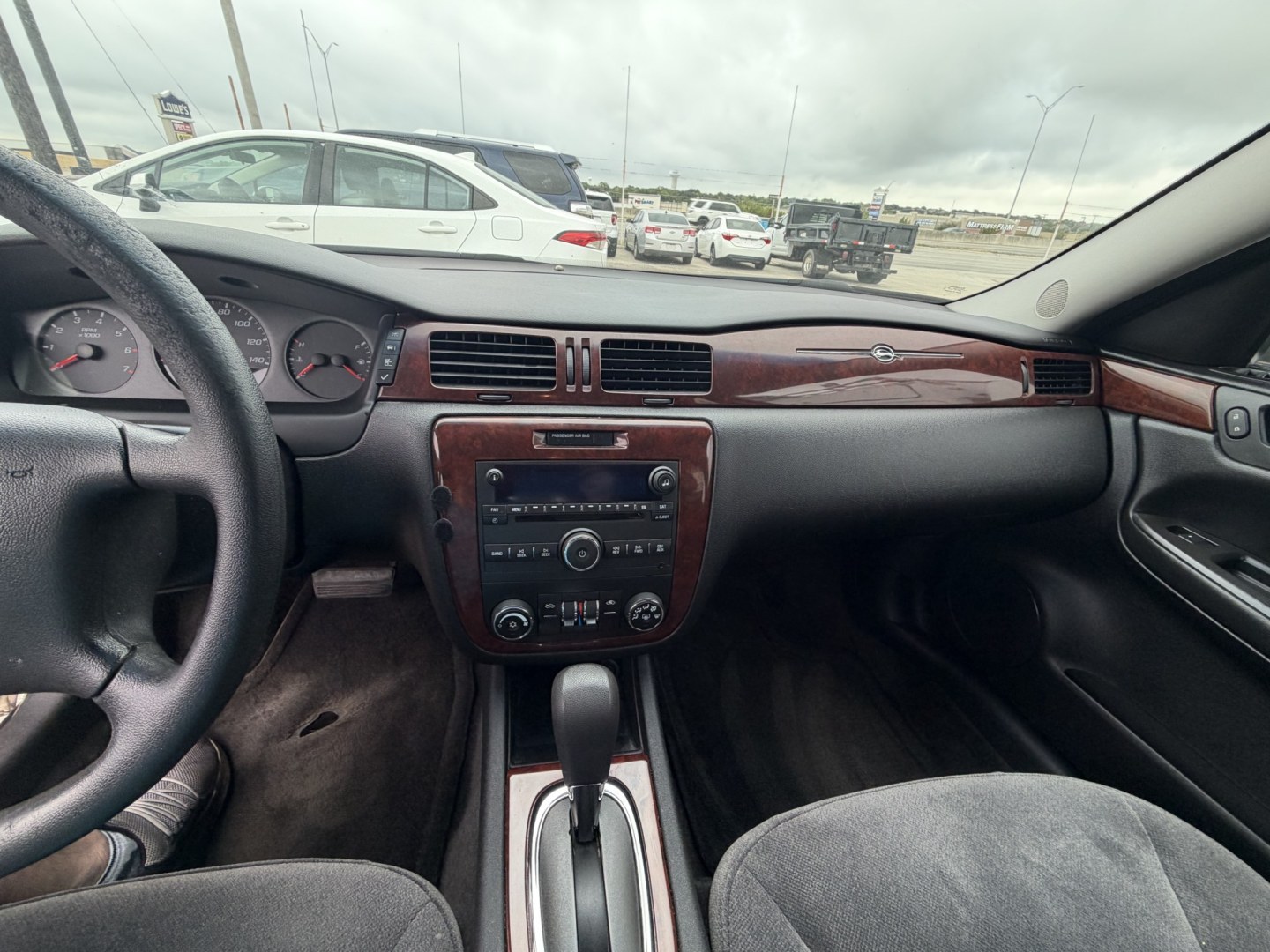 2009 Tan Chevrolet Impala LS (2G1WB57K891) with an 3.5L V6 OHV 16V FFV engine, 4A transmission, located at 1687 Business 35 S, New Braunfels, TX, 78130, (830) 625-7159, 29.655487, -98.051491- Photo#12