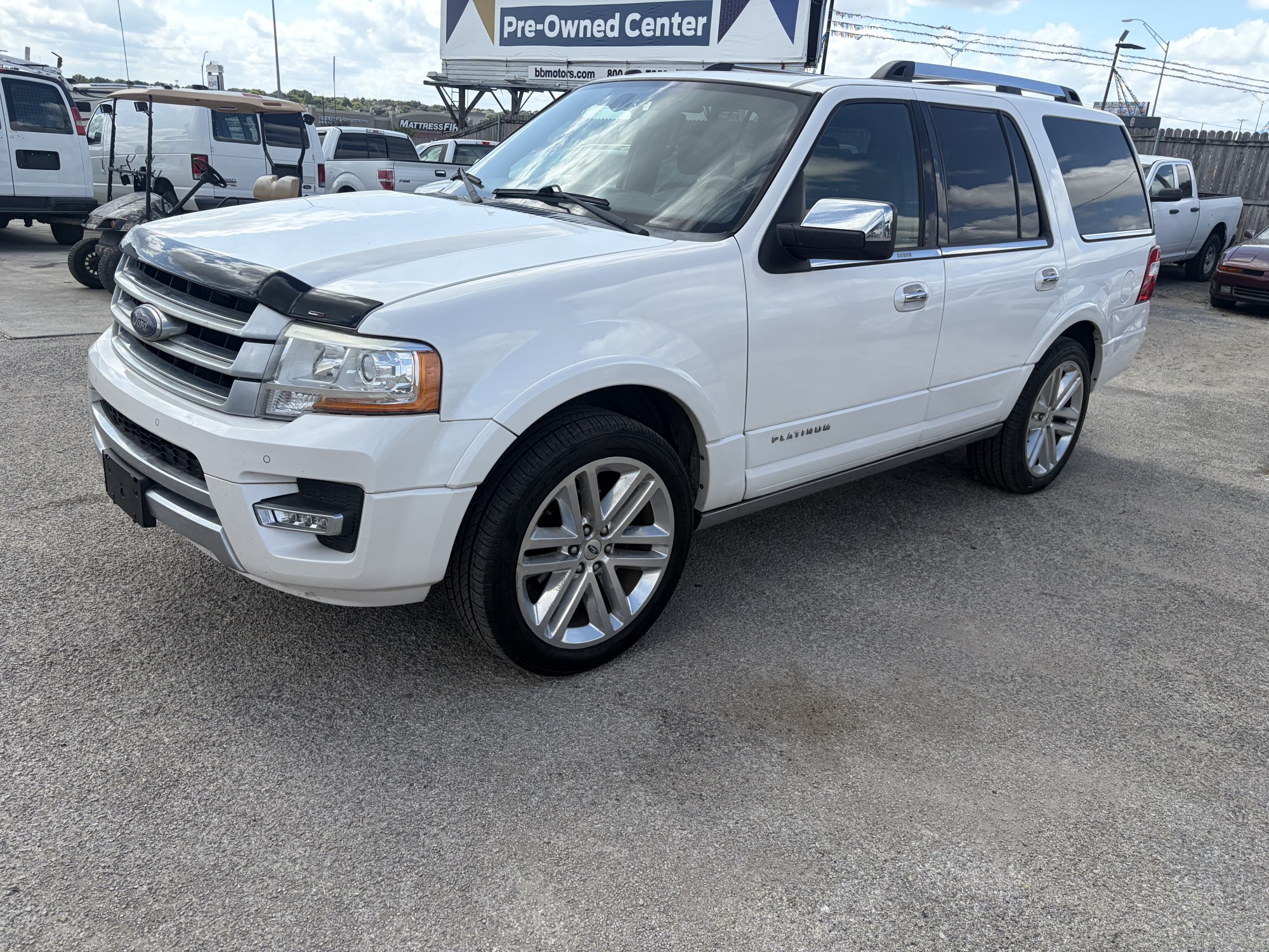 photo of 2017 Ford Expedition Platinum 2WD