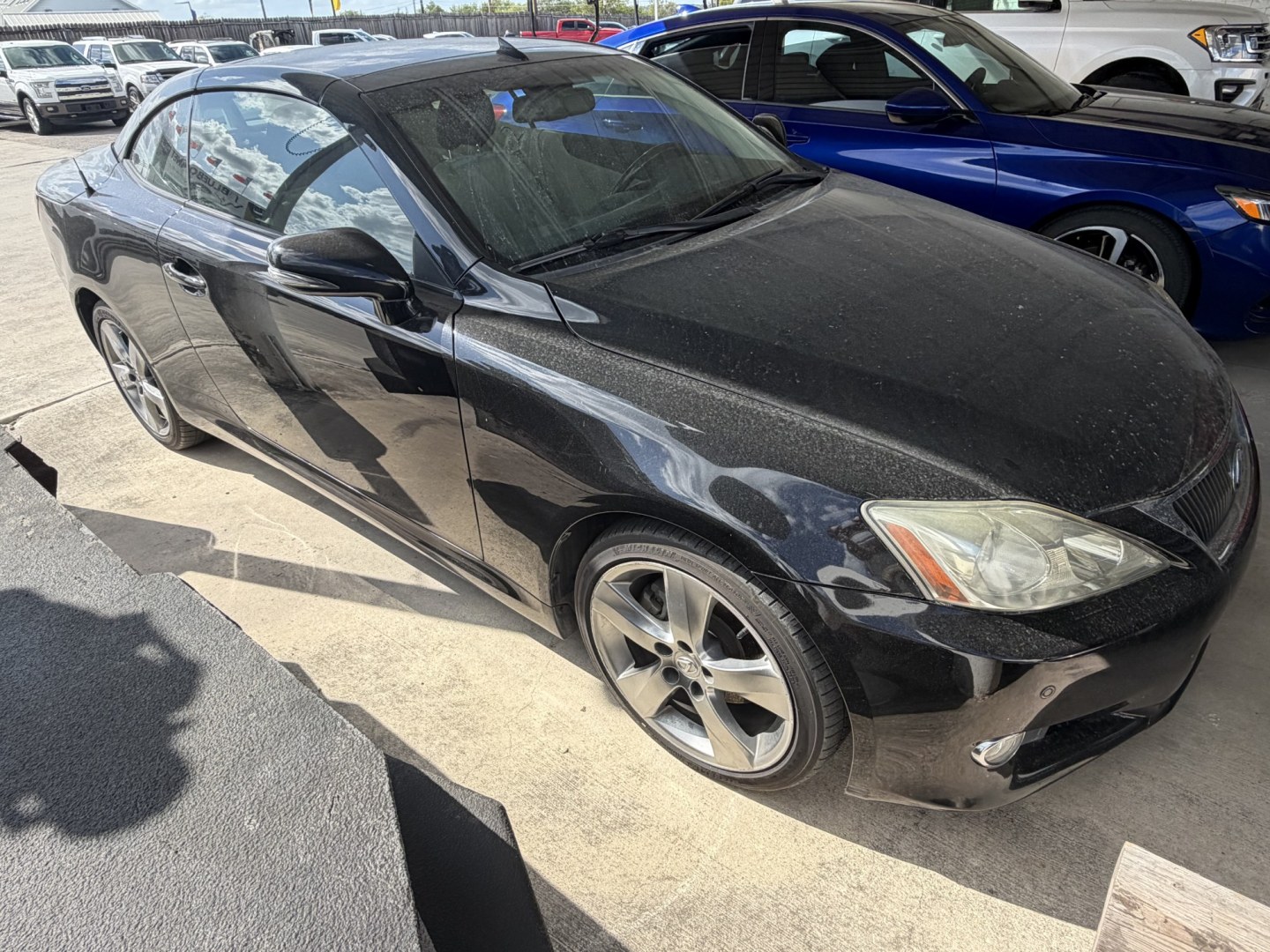 2010 Black Lexus IS C IS 250C (JTHFF2C20A2) , 6A transmission, located at 1687 Business 35 S, New Braunfels, TX, 78130, (830) 625-7159, 29.655487, -98.051491- Photo#1