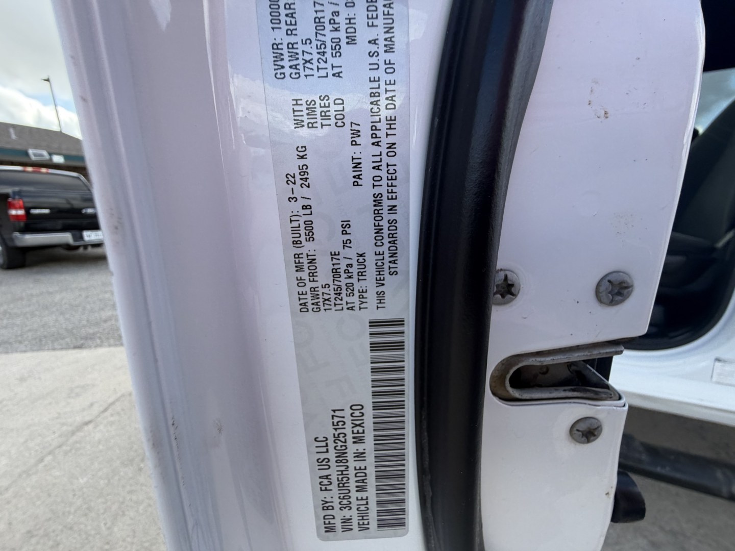 2022 White Ram 2500 Tradesman Crew Cab LWB 4WD (3C6UR5HJ8NG) with an 6.4L V8 engine, 6A transmission, located at 1687 Business 35 S, New Braunfels, TX, 78130, (830) 625-7159, 29.655487, -98.051491- Photo#14