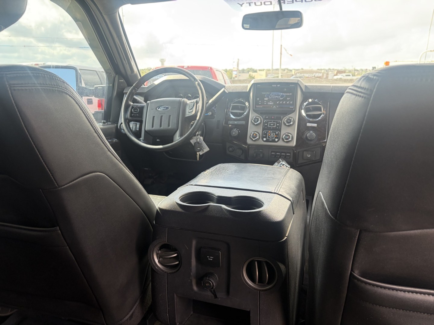 2015 Black Ford F-250 SD Lariat Crew Cab 4WD (1FT7W2BT9FE) with an 6.7L V8 OHV 16V DIESEL engine, 6-Speed Automatic transmission, located at 1687 Business 35 S, New Braunfels, TX, 78130, (830) 625-7159, 29.655487, -98.051491- Photo#5