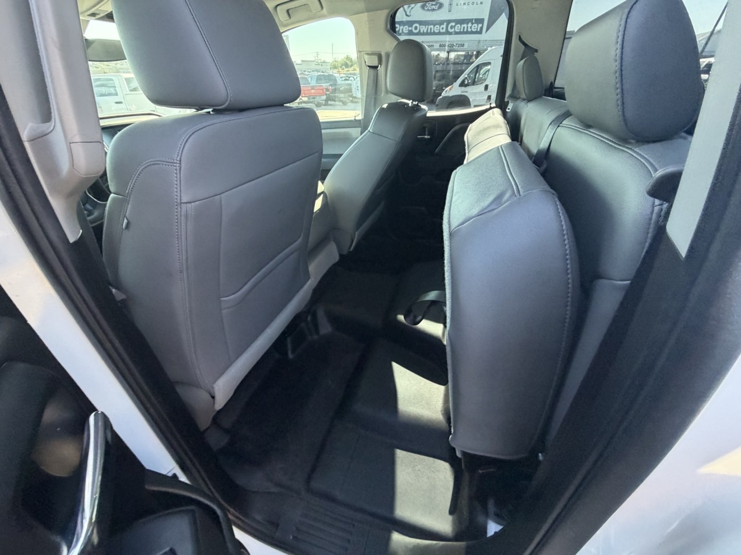 2017 White Chevrolet Silverado 1500 Work Truck Double Cab 2WD (1GCRCNEH9HZ) with an 4.3L V6 OHV 12V engine, 6A transmission, located at 1687 Business 35 S, New Braunfels, TX, 78130, (830) 625-7159, 29.655487, -98.051491- Photo#9
