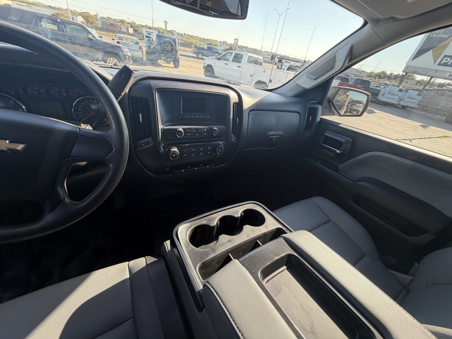 2017 White Chevrolet Silverado 1500 Work Truck Double Cab 2WD (1GCRCNEH9HZ) with an 4.3L V6 OHV 12V engine, 6A transmission, located at 1687 Business 35 S, New Braunfels, TX, 78130, (830) 625-7159, 29.655487, -98.051491- Photo#13