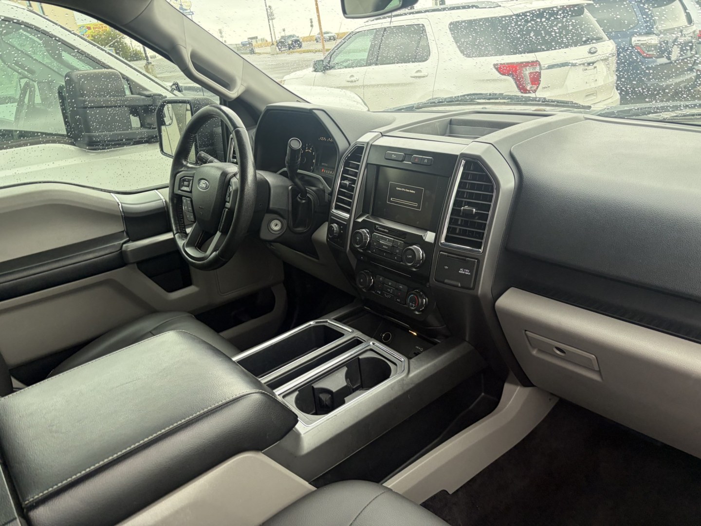 2015 Ford F-150 XLT SuperCrew 5.5-ft. Bed 2WD (1FTEW1CP9FK) with an 2.7L V6 DOHC 24V engine, 6A transmission, located at 1687 Business 35 S, New Braunfels, TX, 78130, (830) 625-7159, 29.655487, -98.051491- Photo#3
