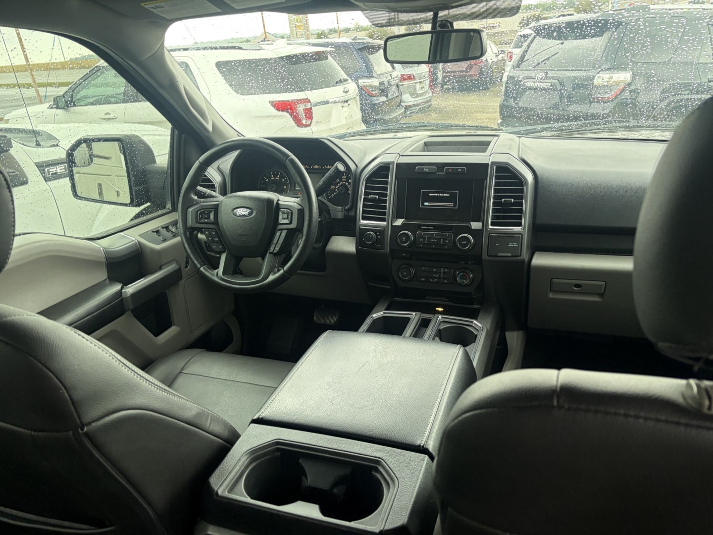 2015 Ford F-150 XLT SuperCrew 5.5-ft. Bed 2WD (1FTEW1CP9FK) with an 2.7L V6 DOHC 24V engine, 6A transmission, located at 1687 Business 35 S, New Braunfels, TX, 78130, (830) 625-7159, 29.655487, -98.051491- Photo#5